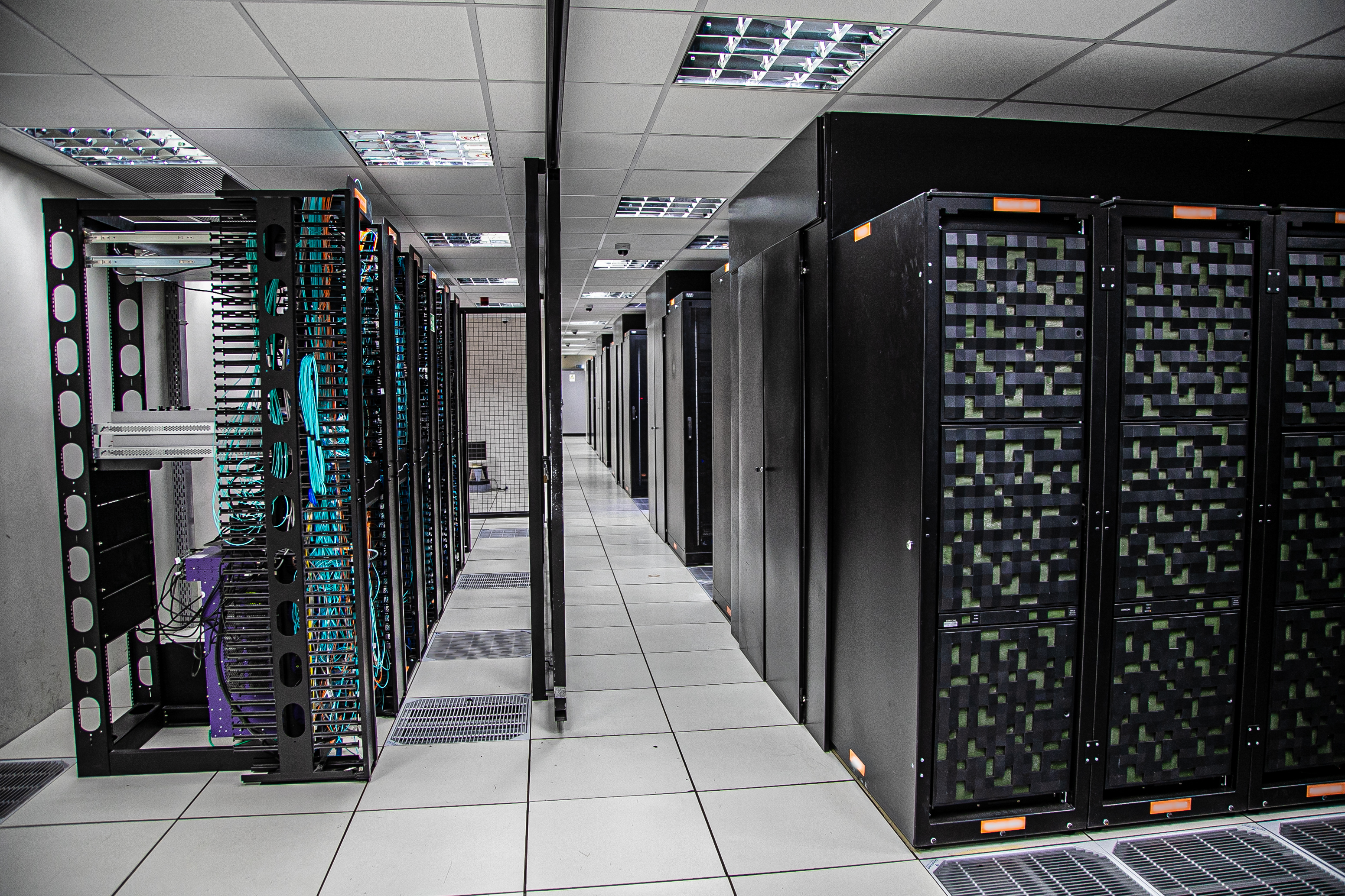 Celepar e Copel passam a compartilhar data centers e ampliam segurança no armazenamento de dados