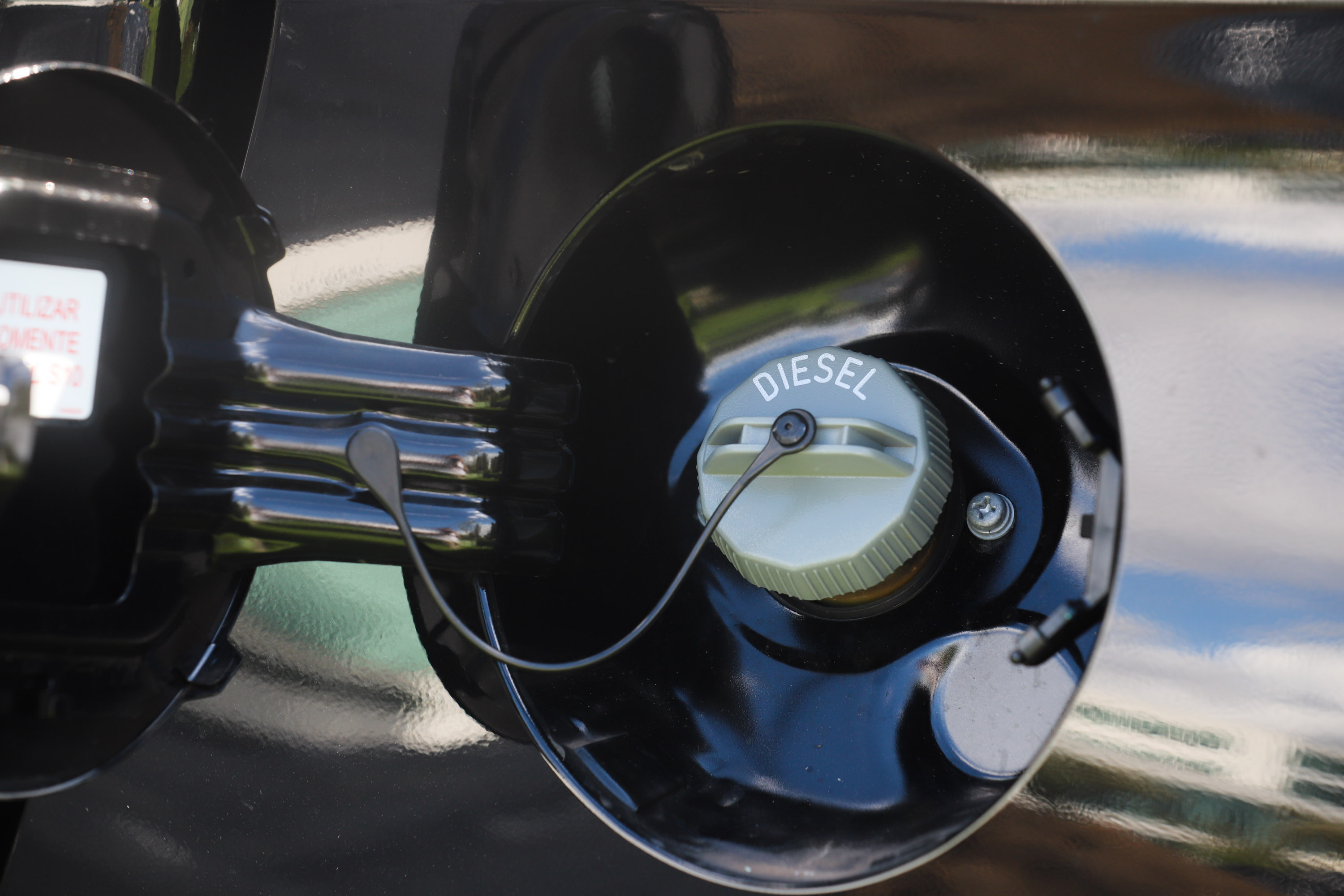 Estados aprovam valor fixo por litro do diesel e prorrogam congelamento do cálculo do ICMS da gasolina