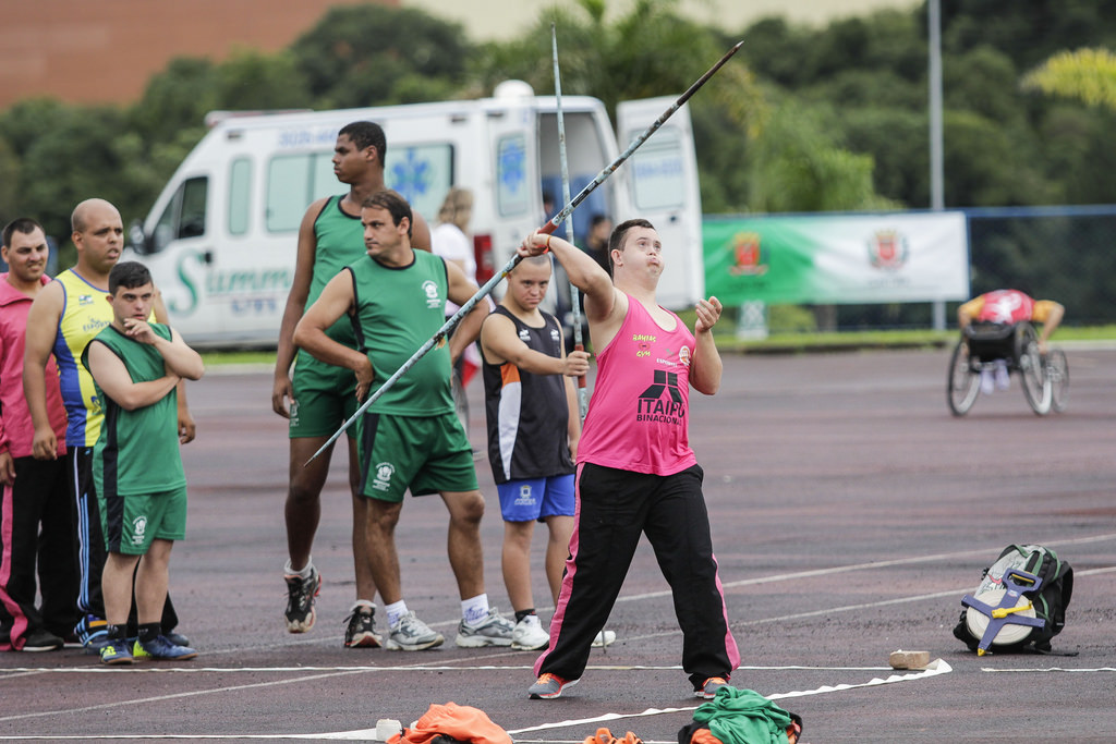 Em grande fase, ginástica rítmica promove maior Campeonato Brasileiro