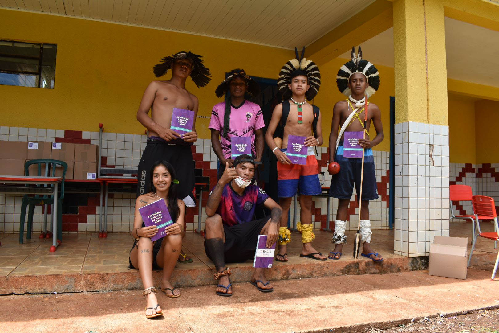 Índios Kaingang da terra indígena Apucaraninha lançam livro com apoio da Copel