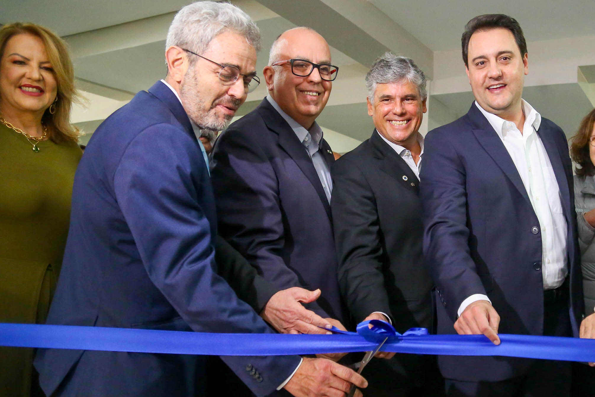 O governador Carlos Massa Ratinho Junior participou nesta terça-feira (19) da inauguração do Centro de Especialidades e Quimioterapia do Hospital São Vicente, em Curitiba.