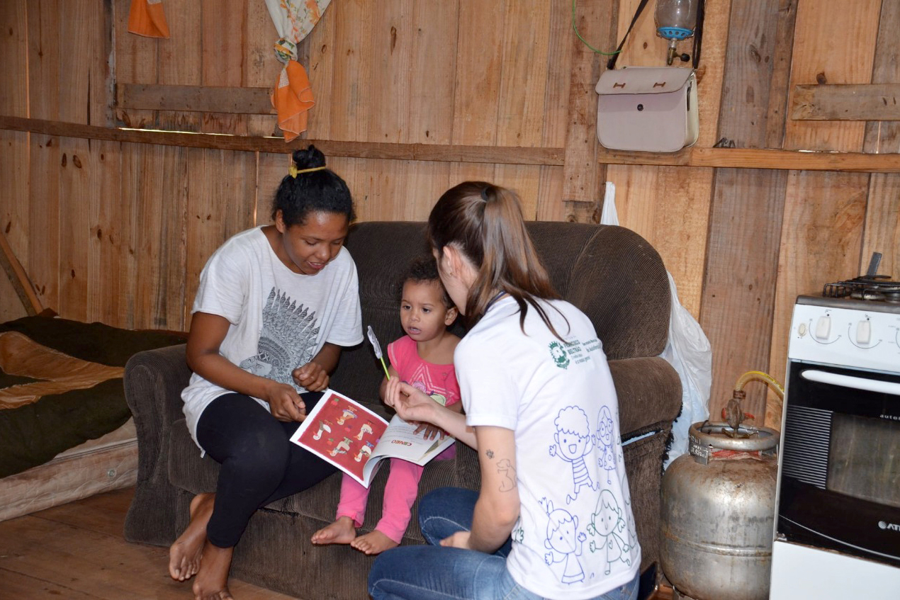 Programa Nossa Gente Paraná é referência nacional em acompanhamento familiar
