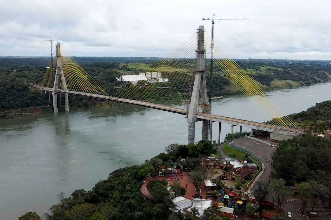 Vem dar uma volta pelo Centro de Foz do Iguaçu com a Carreta da