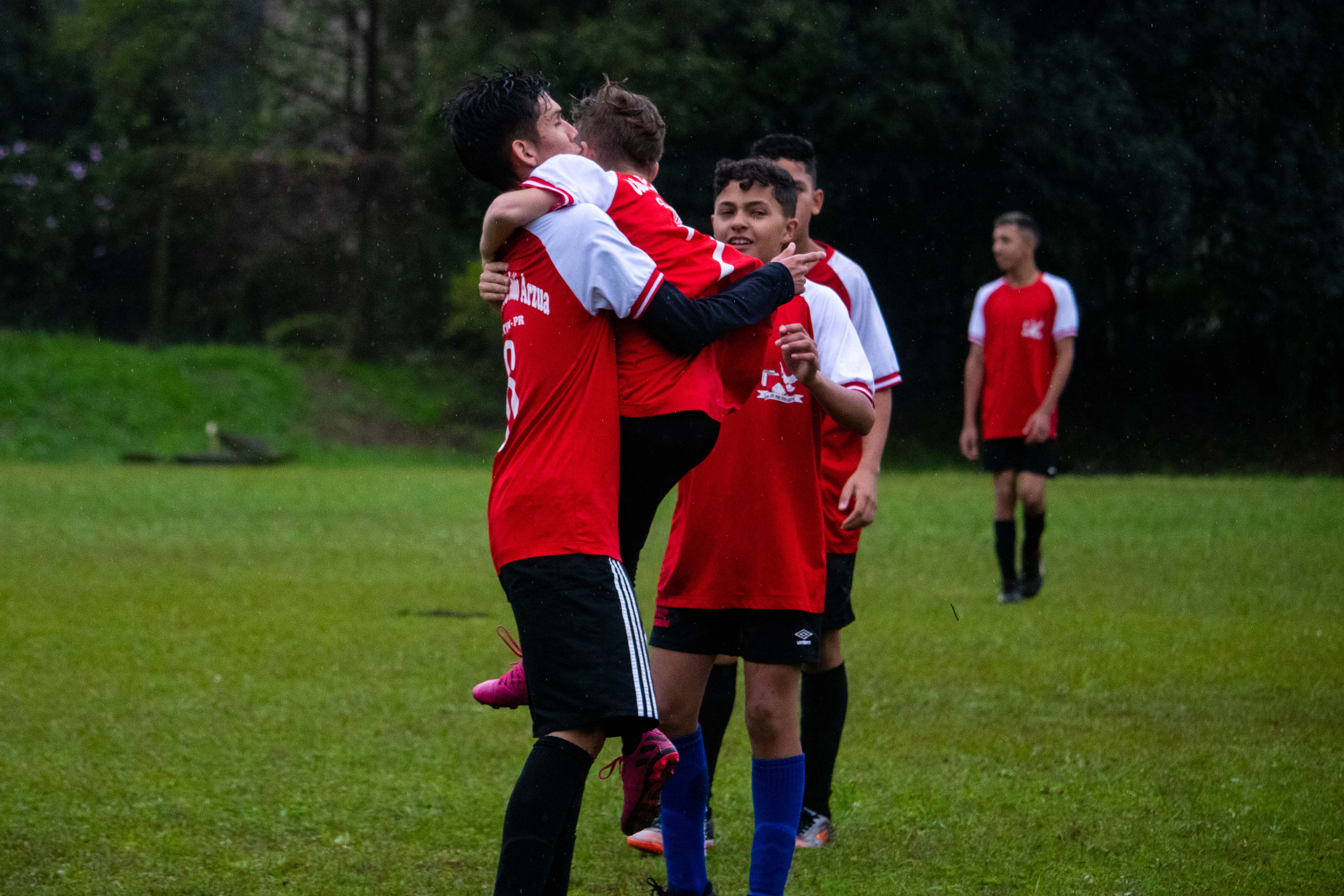 Lapa recebe fase final dos Jogos Escolares Bom de Bola com futebol  masculino e feminino