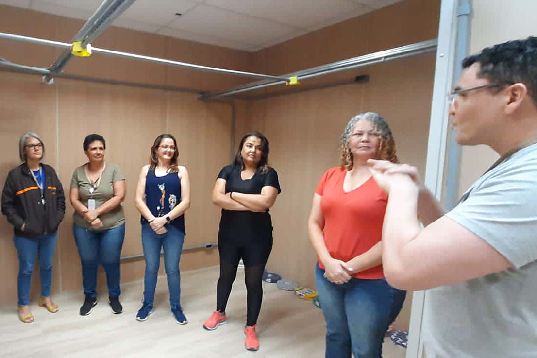 Curso gratuito da Copel ensina noções de elétrica para mulheres em Londrina