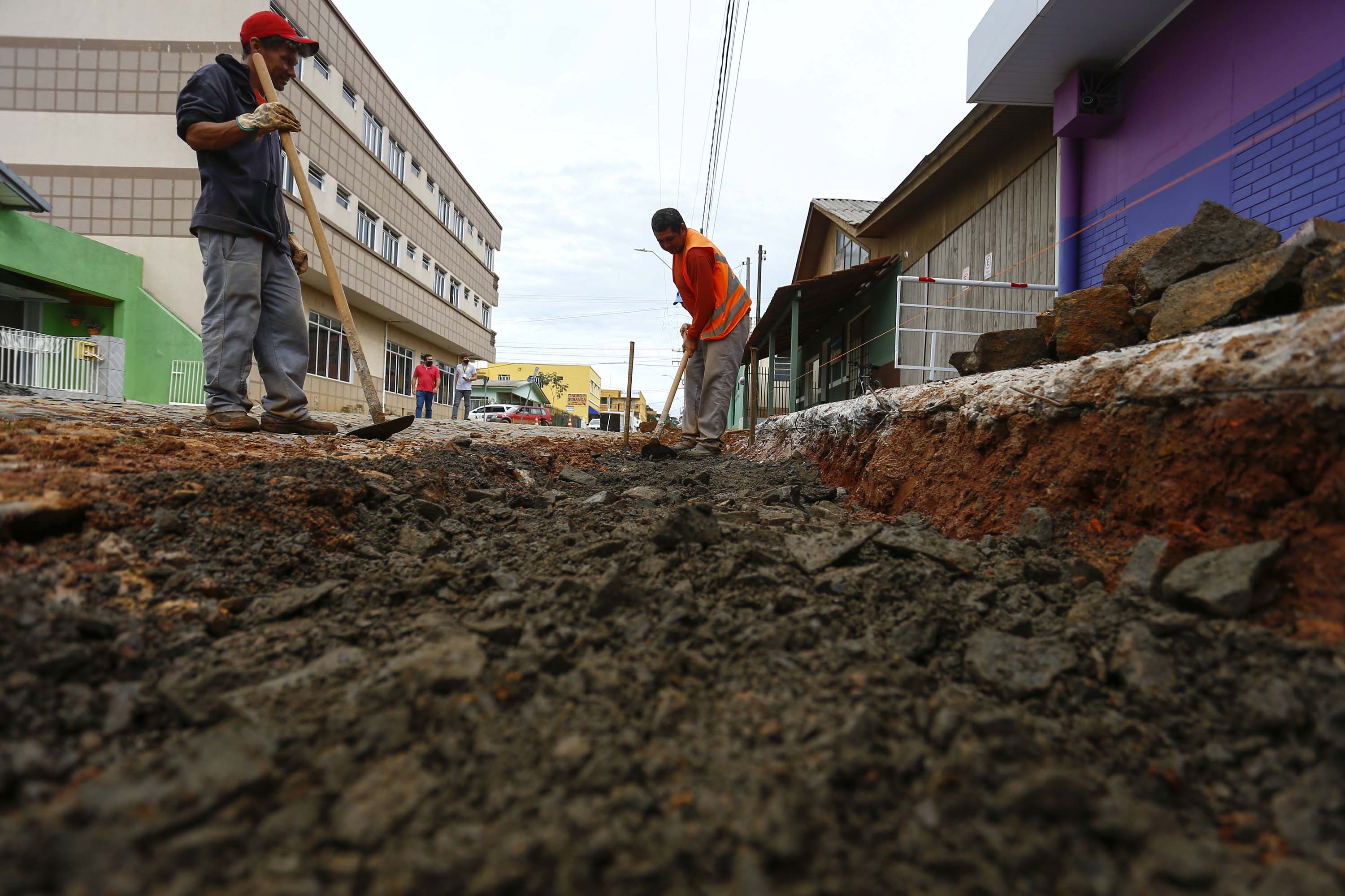 Estado investiu R$ 927 milhões em quatro anos para pagar trabalhadores das obras urbanas