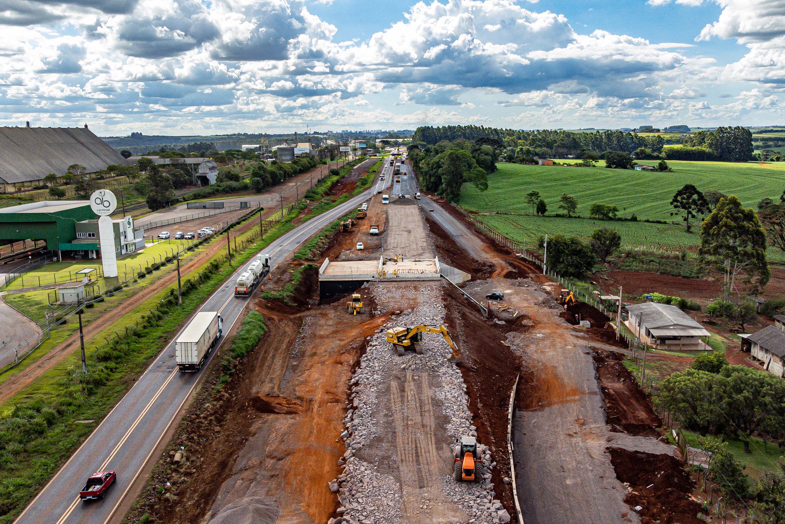 Duplicação da BR-277 em Cascavel chega a quase 60% de conclusão