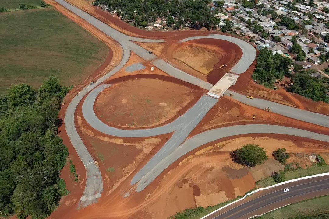 Viaduto da BR-277 ganha forma na nova Perimetral Leste em Foz do Iguaçu [DM] 