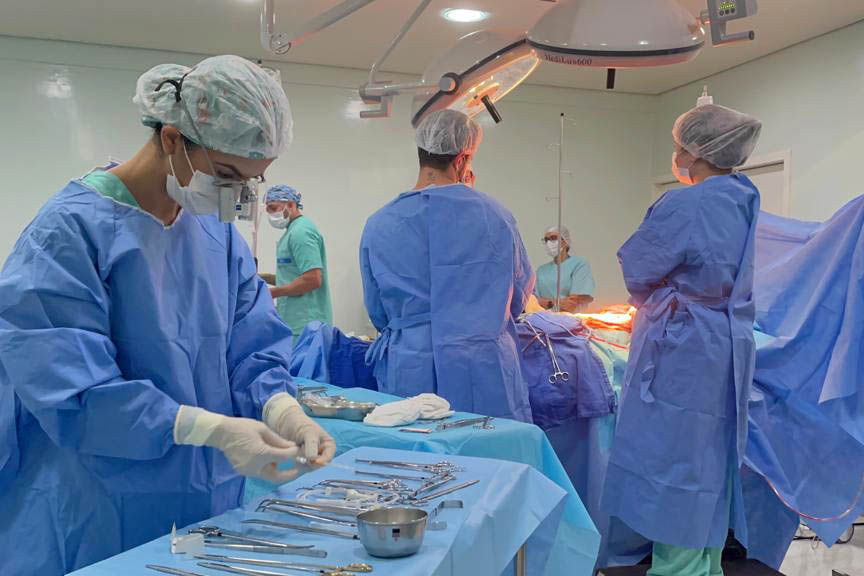  Com mutirão de cirurgias emergenciais, Estado realizou 100 procedimentos em uma semana na Região Oeste