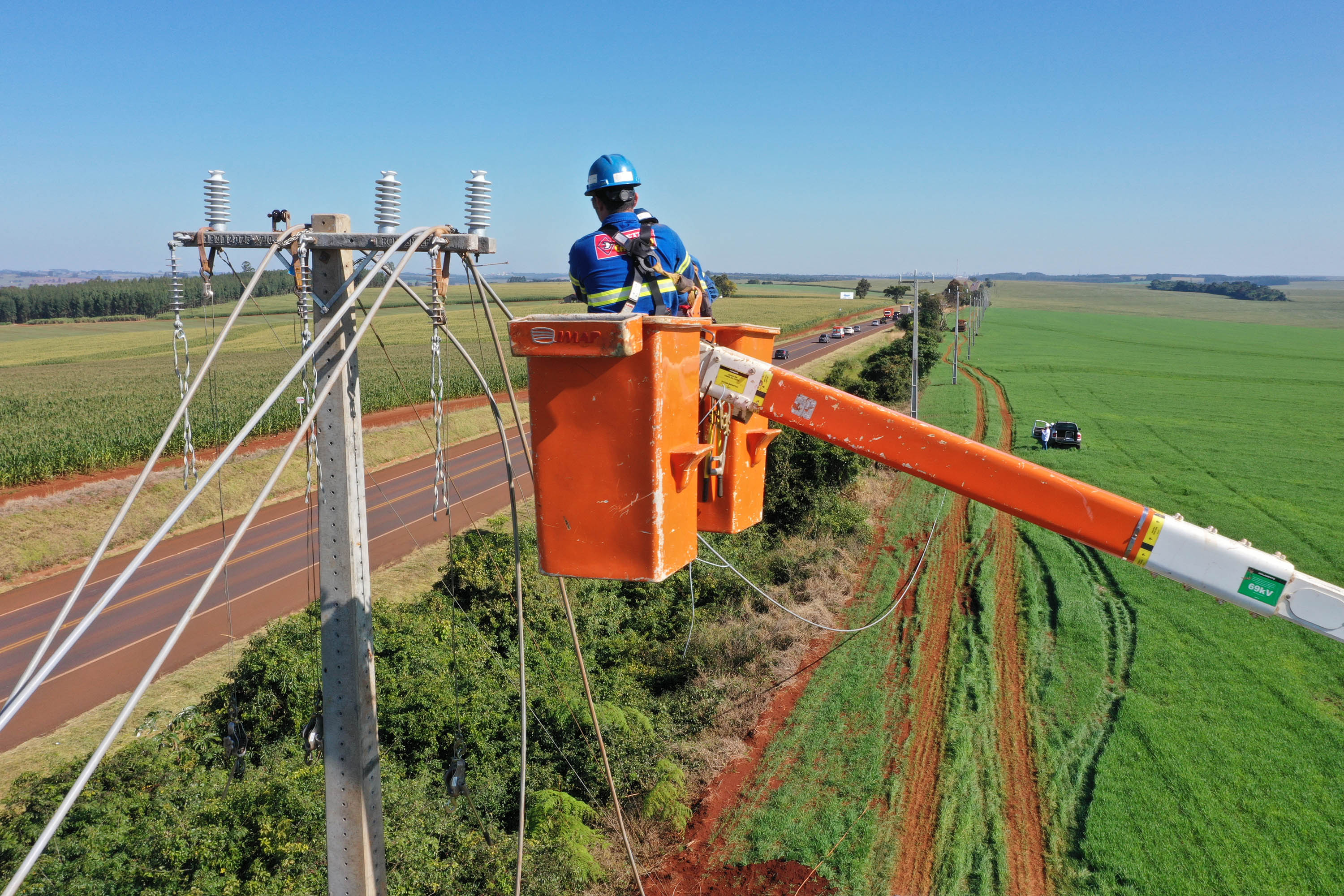 Infraestrutura elétrica do Oeste do PR vai receber mais de R$ 1 bilhão em investimentos nos próximos três anos 