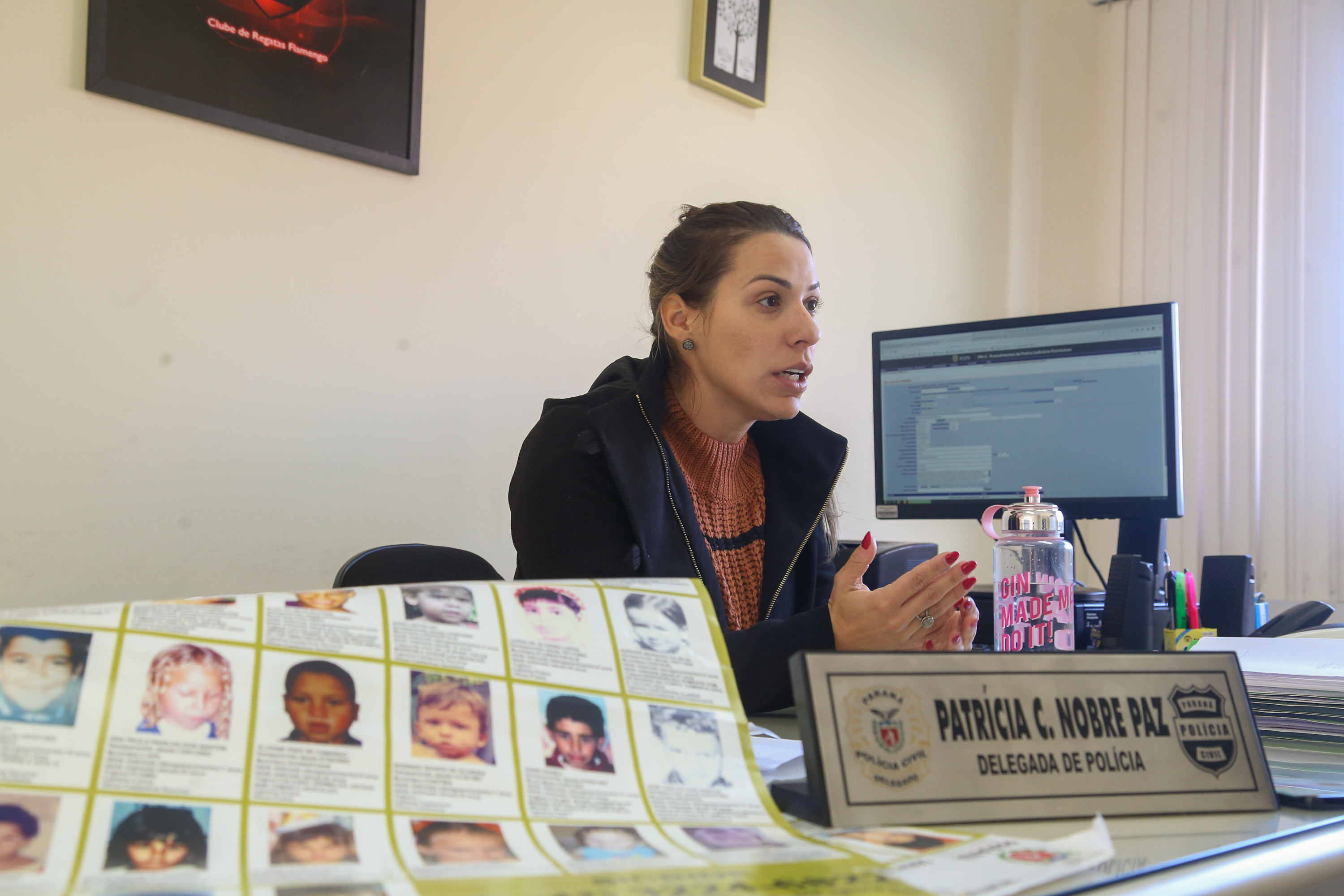 Segundo a delegada-chefe do serviço, Patrícia Paz, o grande diferencial do grupo é ter policiais voltados exclusivamente à busca de crianças desaparecidas em todo o território estadual. 