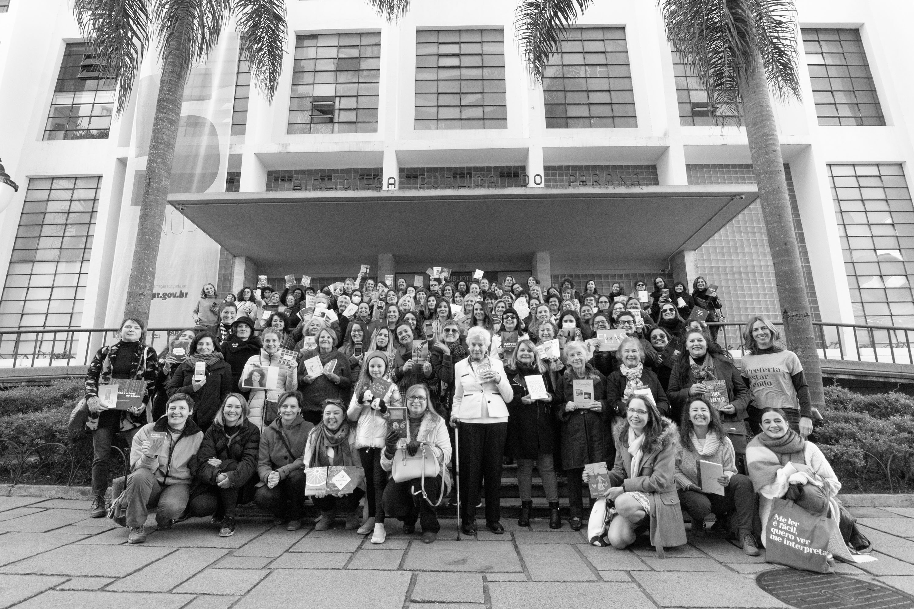 Biblioteca Pública recebe eventos de lançamento de livros nesta semana