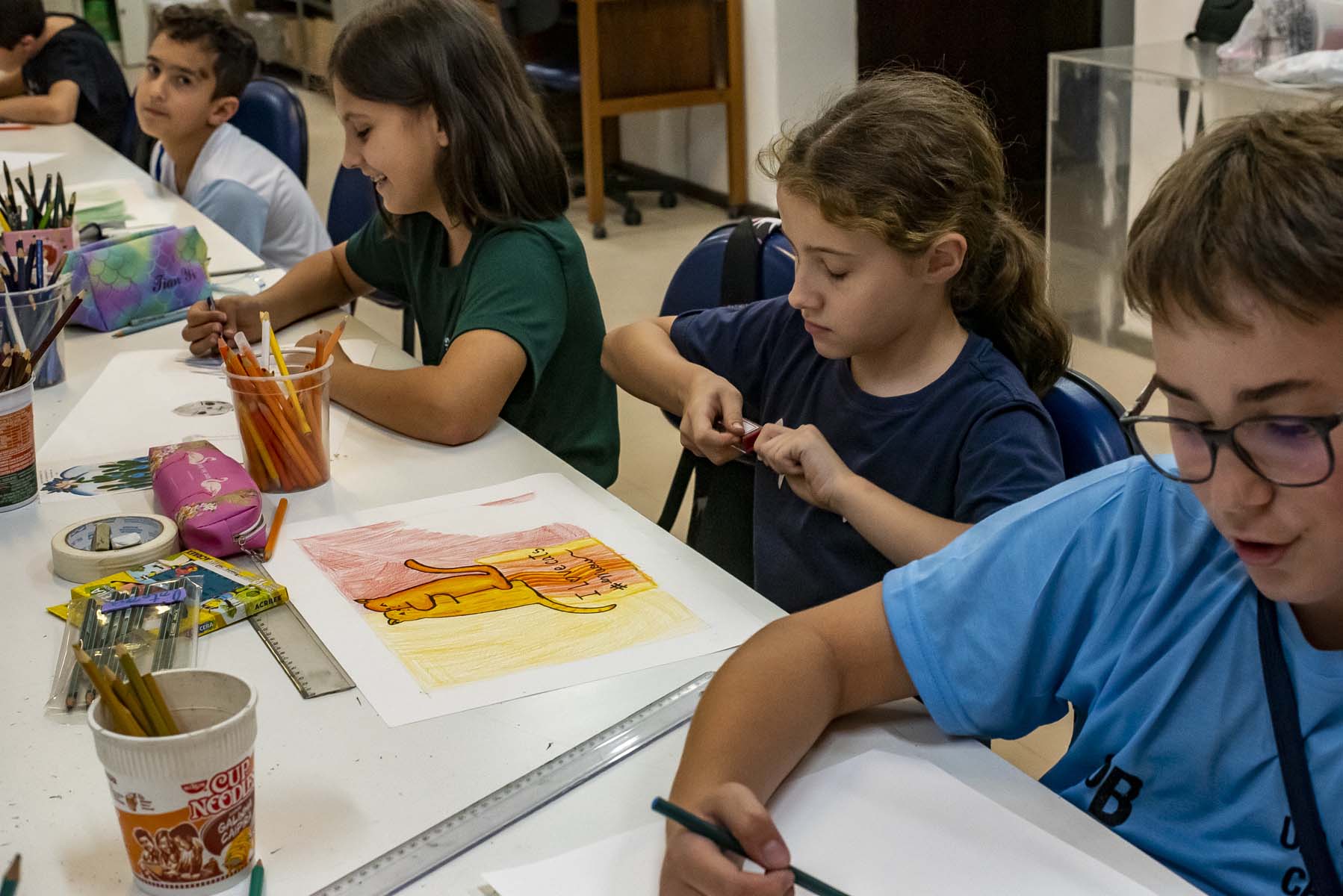 Centro Juvenil de Artes Plásticas retoma oficinas para crianças e  adolescentes