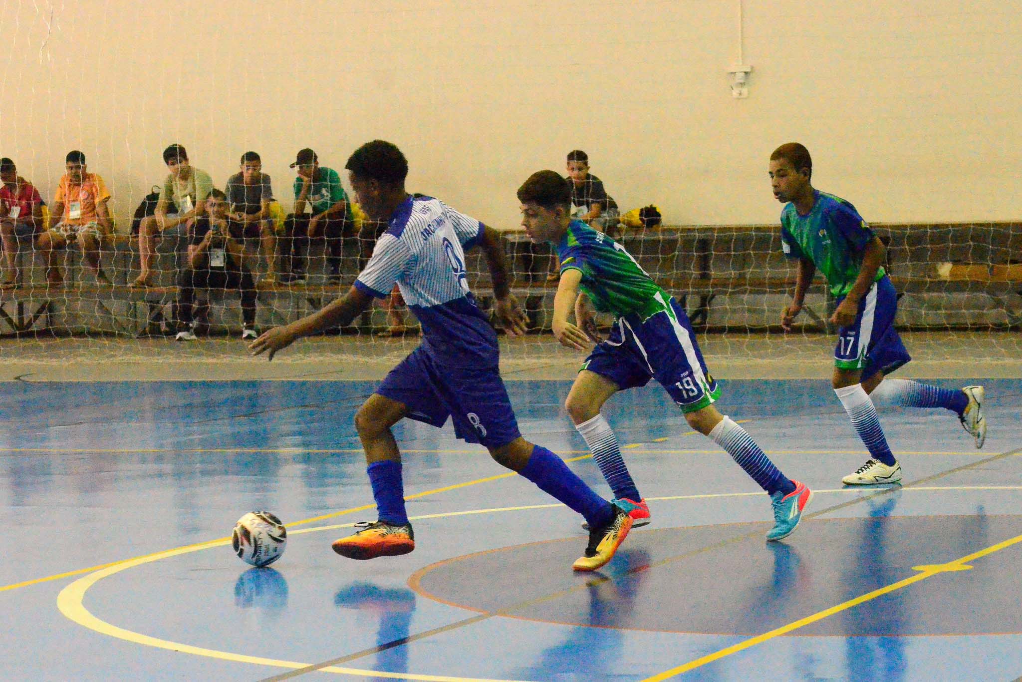 Decisões no futsal fecham os Jogos Escolares em Apucarana
