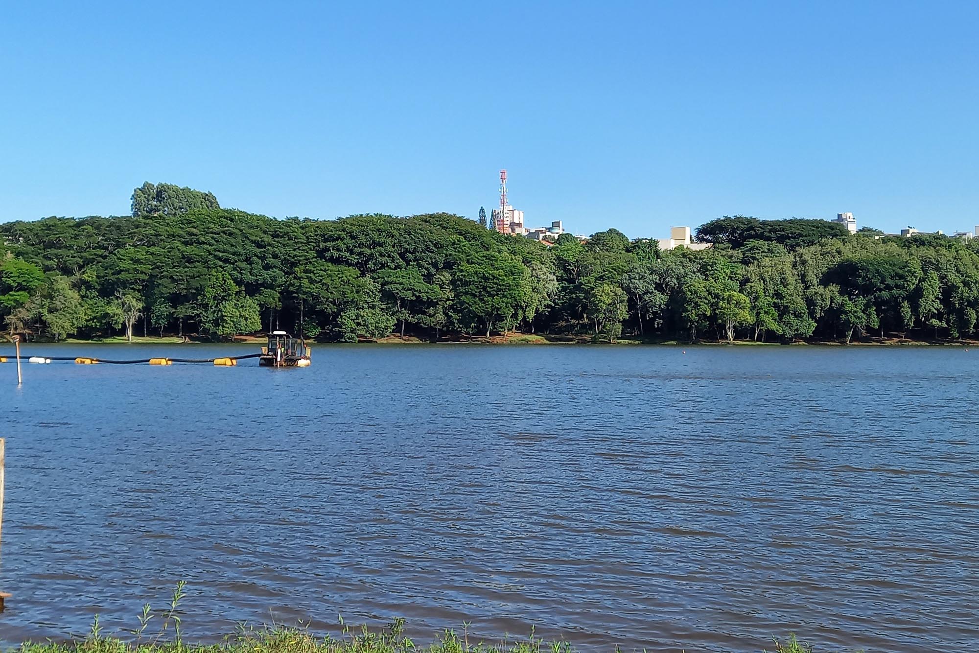   Sanepar muda ponto de dragagem no Lago Municipal de Cascavel 