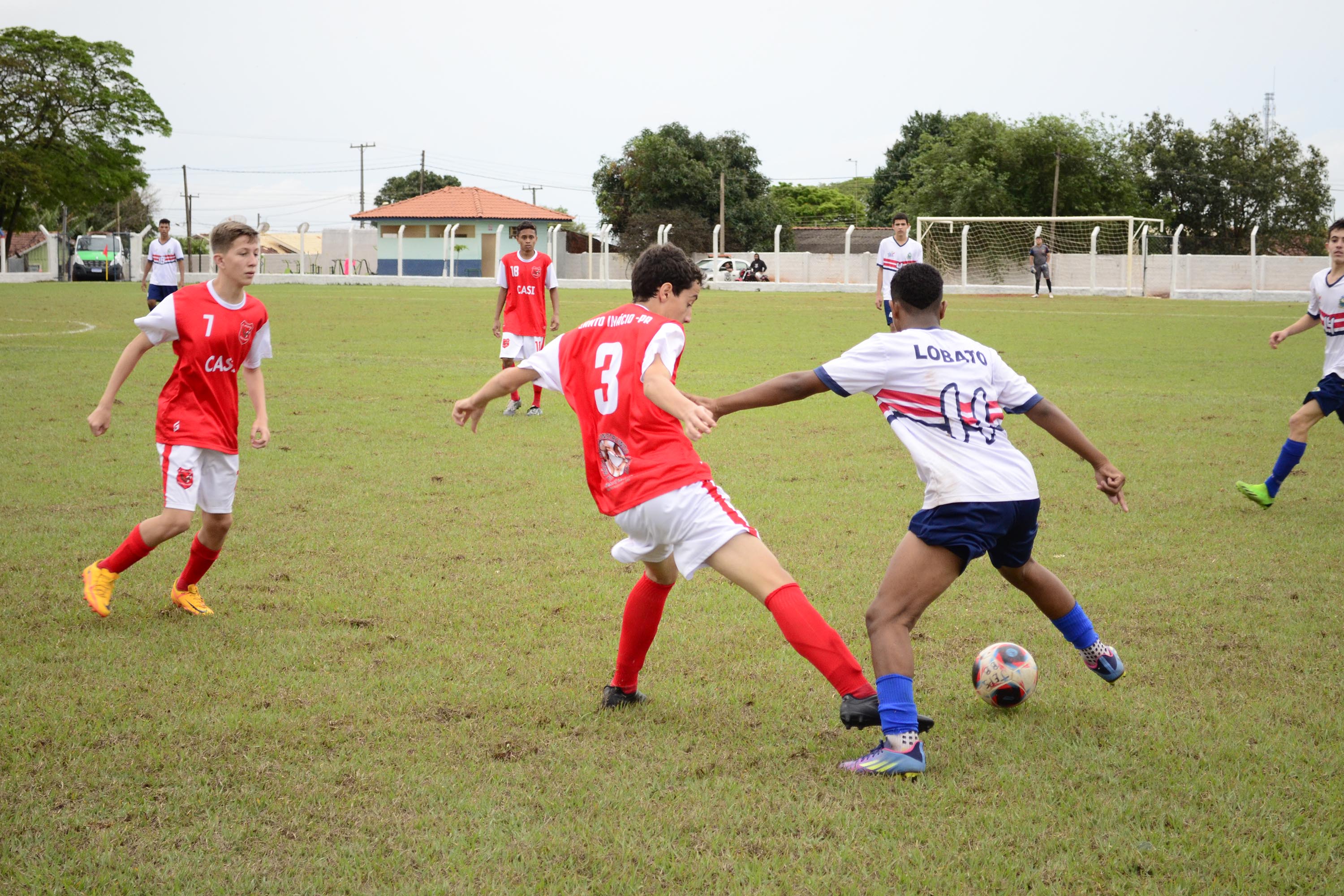 Reta final dos Jogos Escolares Bom de Bola marca feriado do Dia da