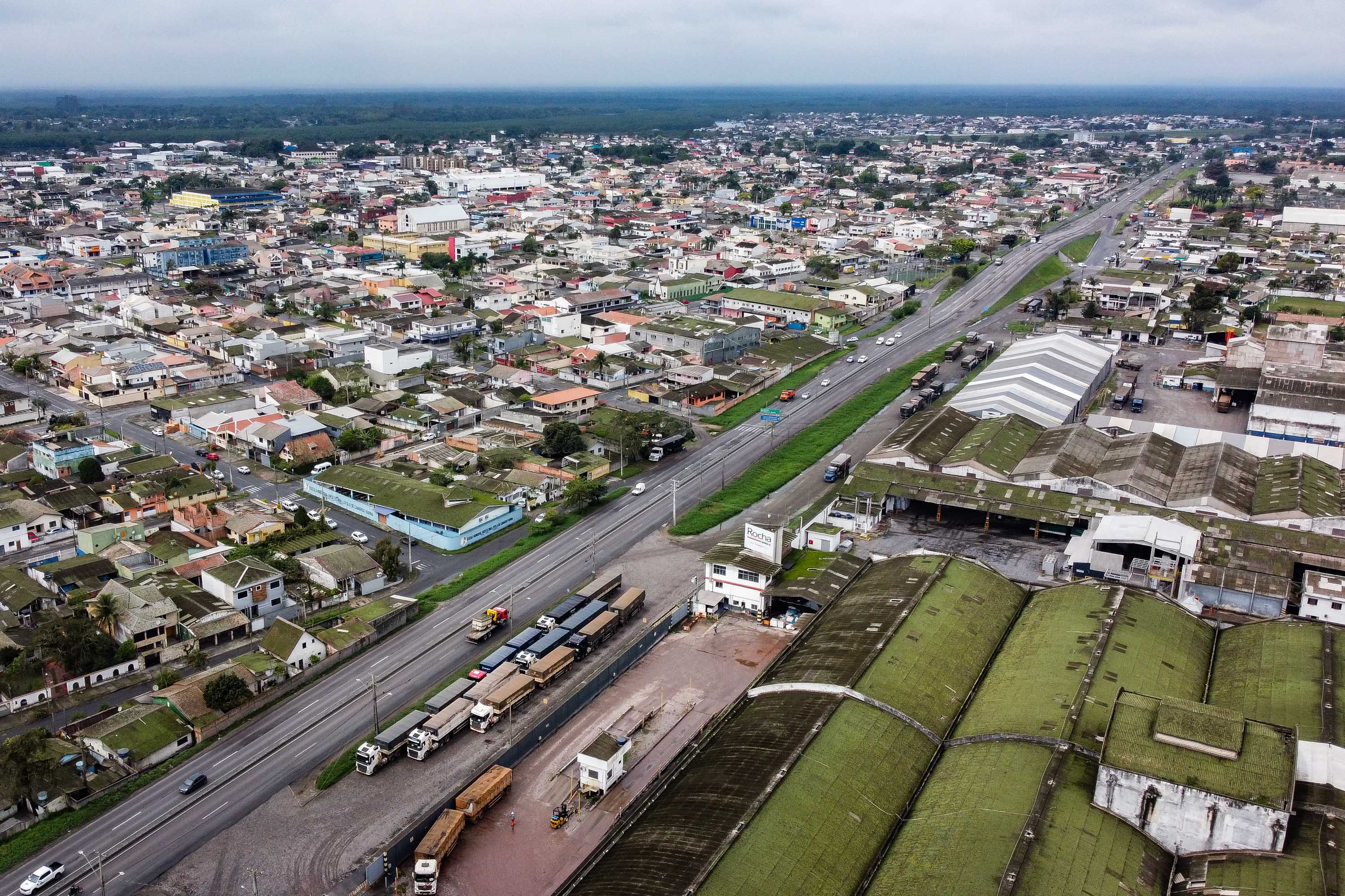 BR-277: edital do leilão prevê ligação entre Curitiba e Paranaguá em três  pistas - HojePR