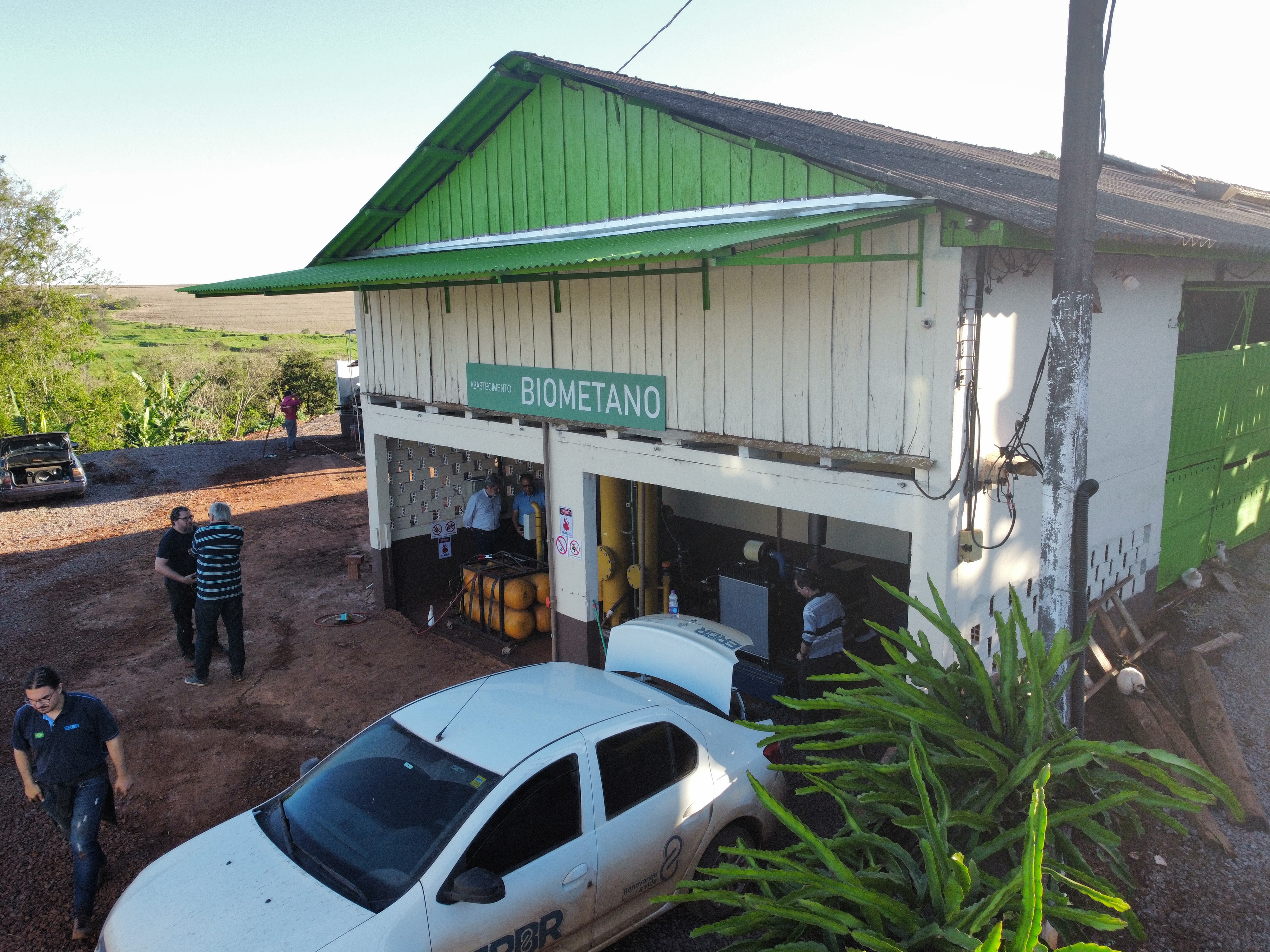  inauguração de mais um sistema para a produção de biogás e biometano, instalado na Granja Angst, em Toledo, no Oeste do Paraná. 