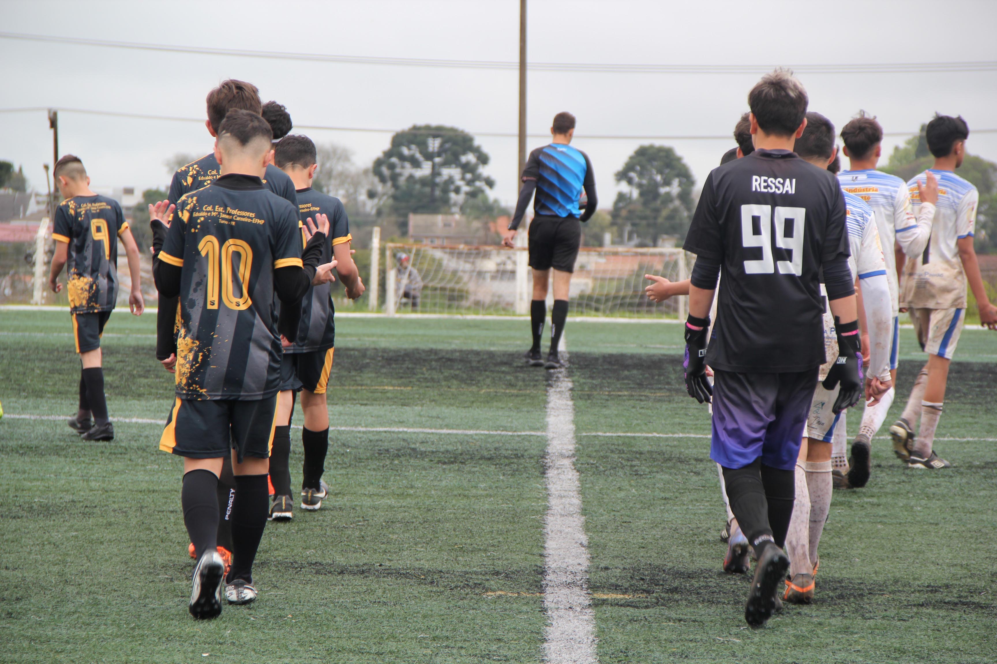 Reta final dos Jogos Escolares Bom de Bola marca feriado do Dia da  Padroeira