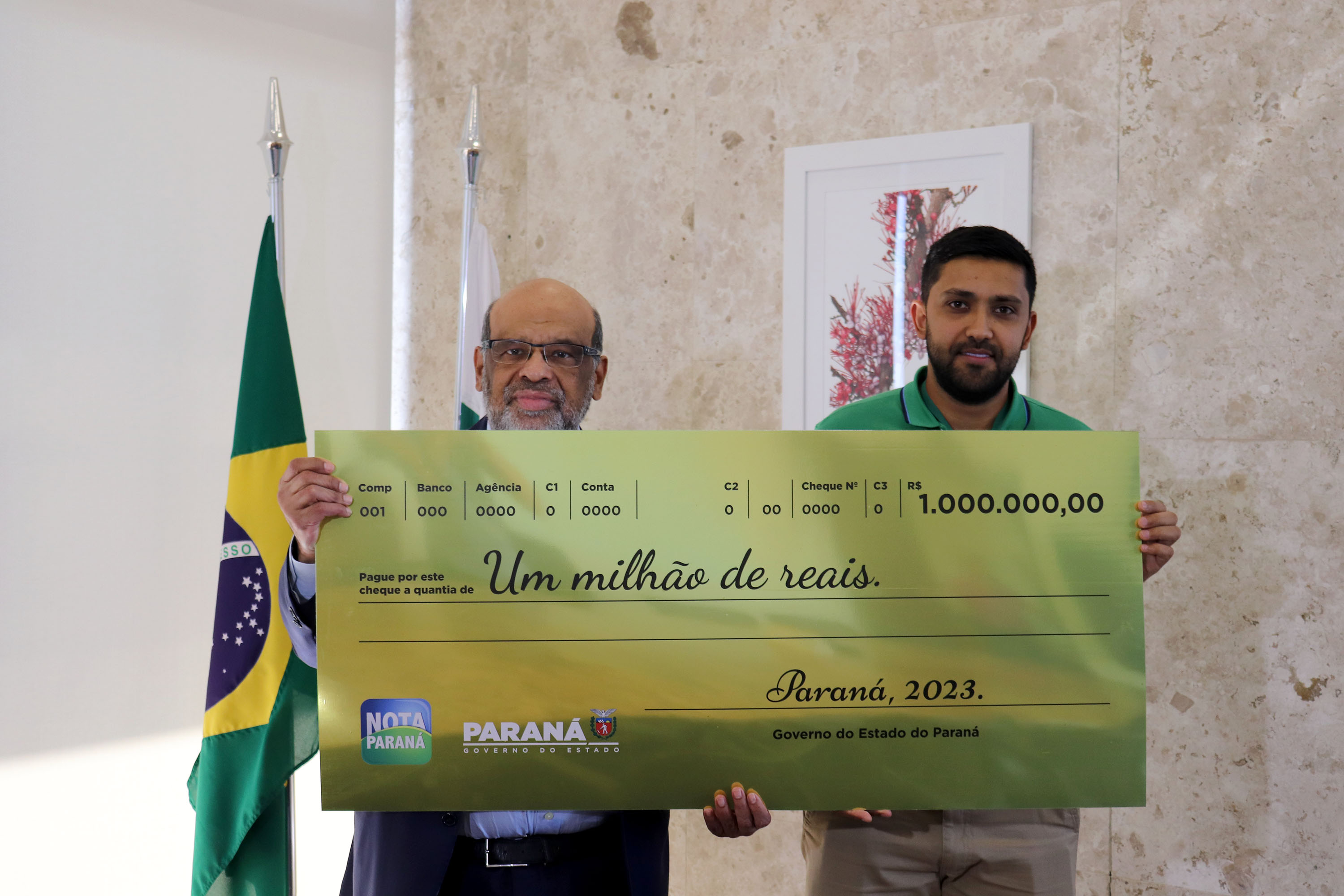   Consumidor de Curitiba gastou quase mil reais e ganhou R$ 1 milhão do Nota Paran