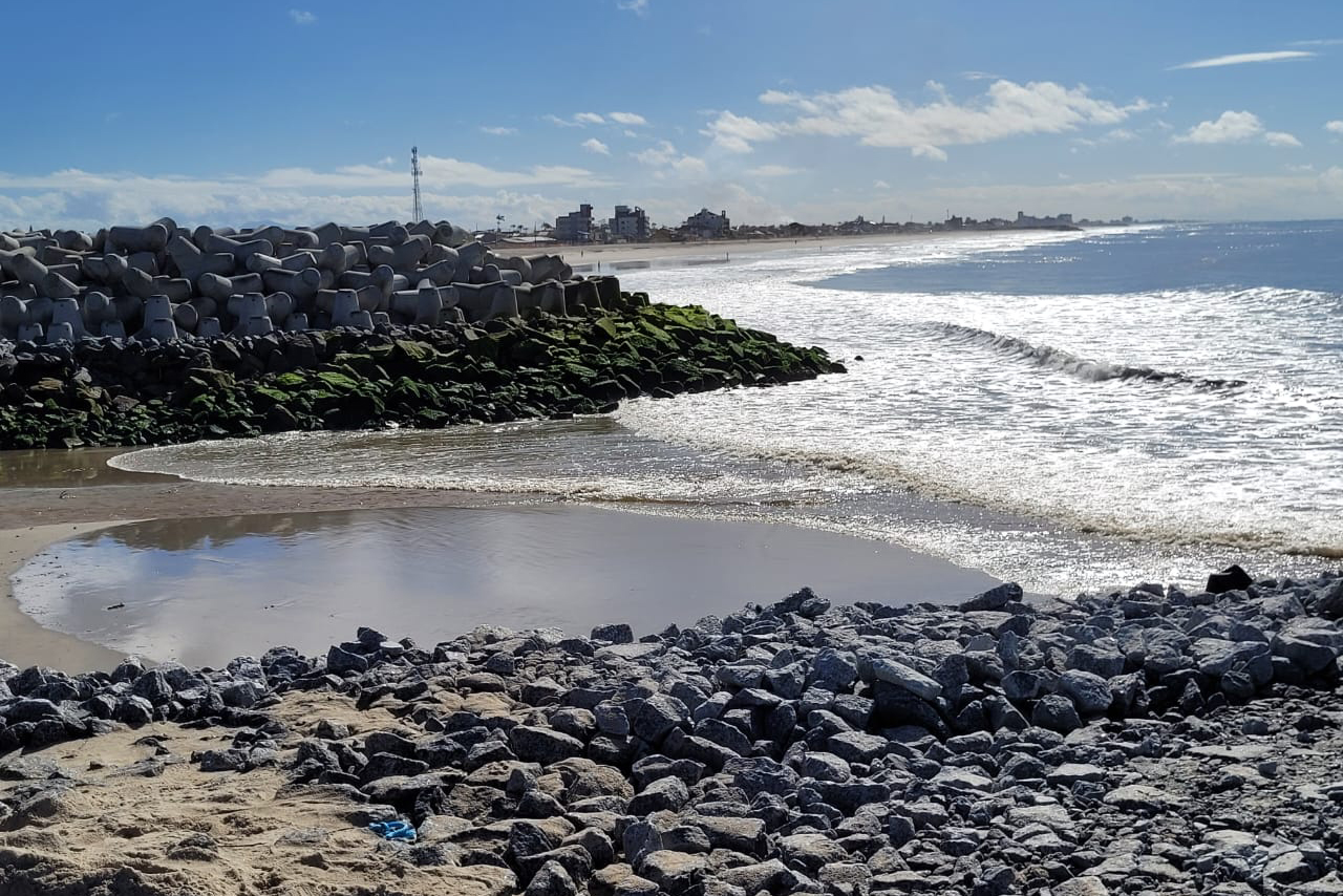 Com estruturas finalizadas, obras da Orla de Matinhos chegam a 86