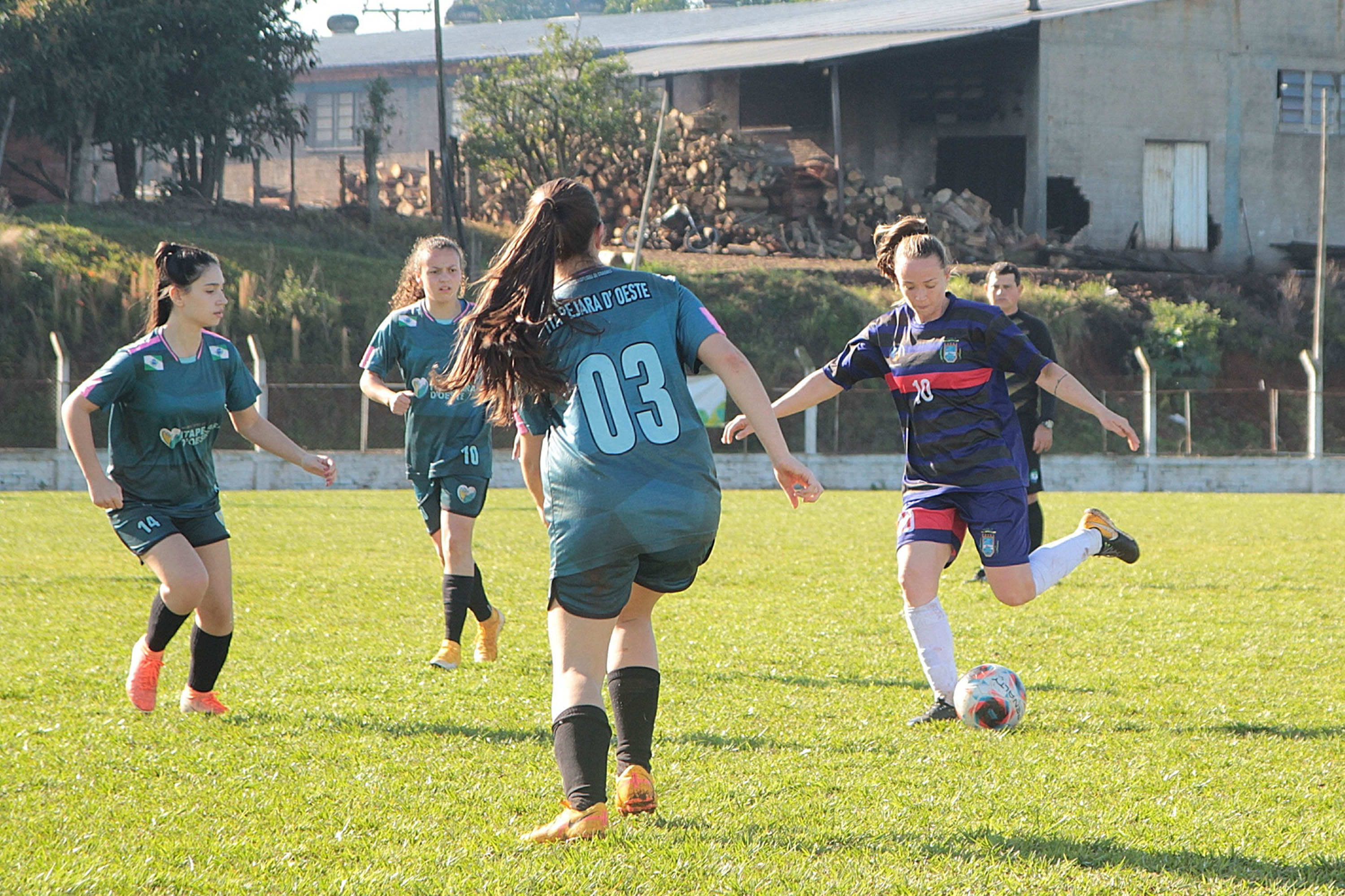 Fase final: Paraná Bom de Bola reúne atletas de 32 municípios em