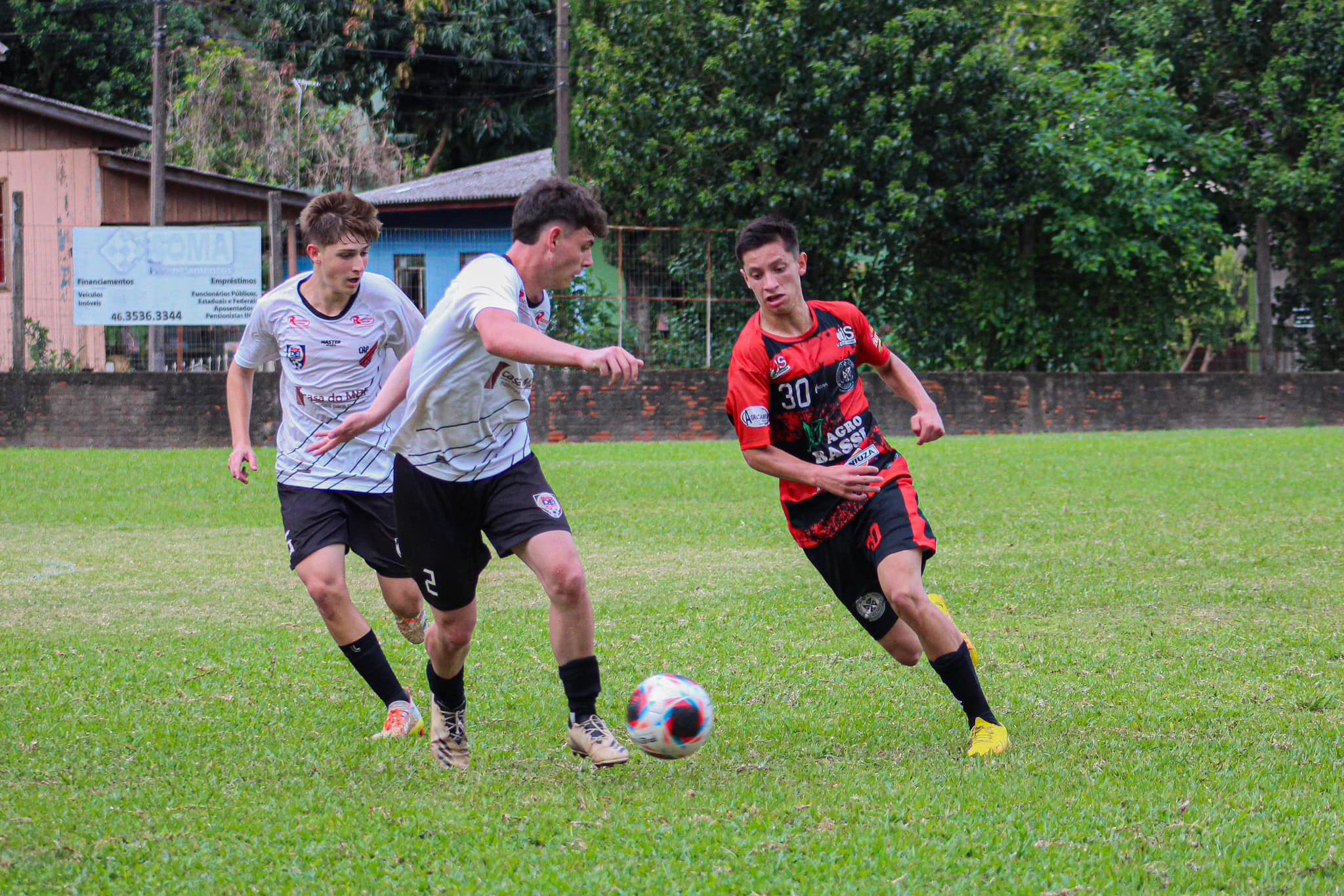 Competição para jovens e masters, Paraná Bom de Bola define