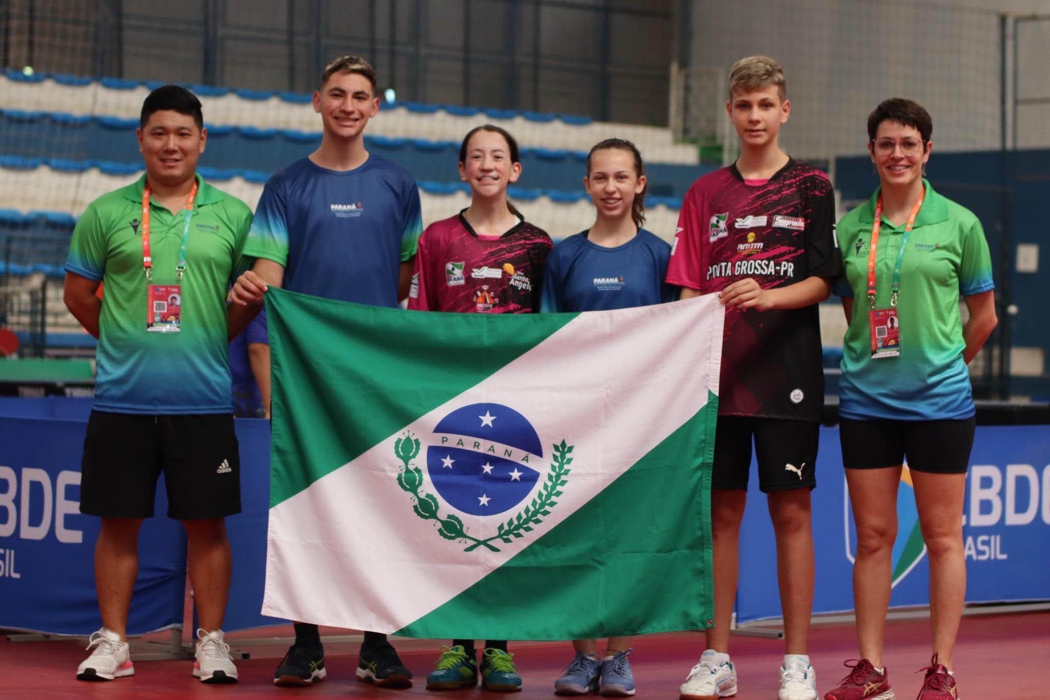 Tênis masculino de Santos é prata e feminino é bronze nos Jogos da