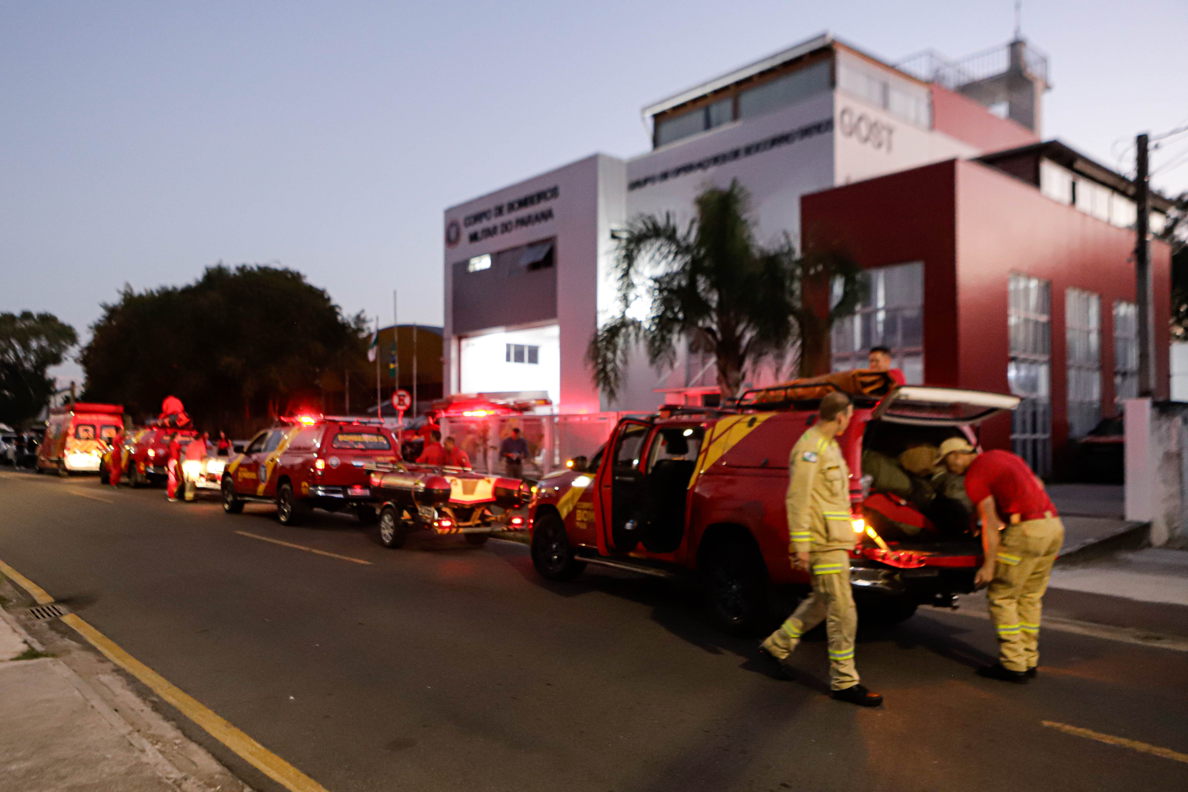 Chuvas: Paraná envia força-tarefa do Corpo de Bombeiros ao Rio Grande do Sul