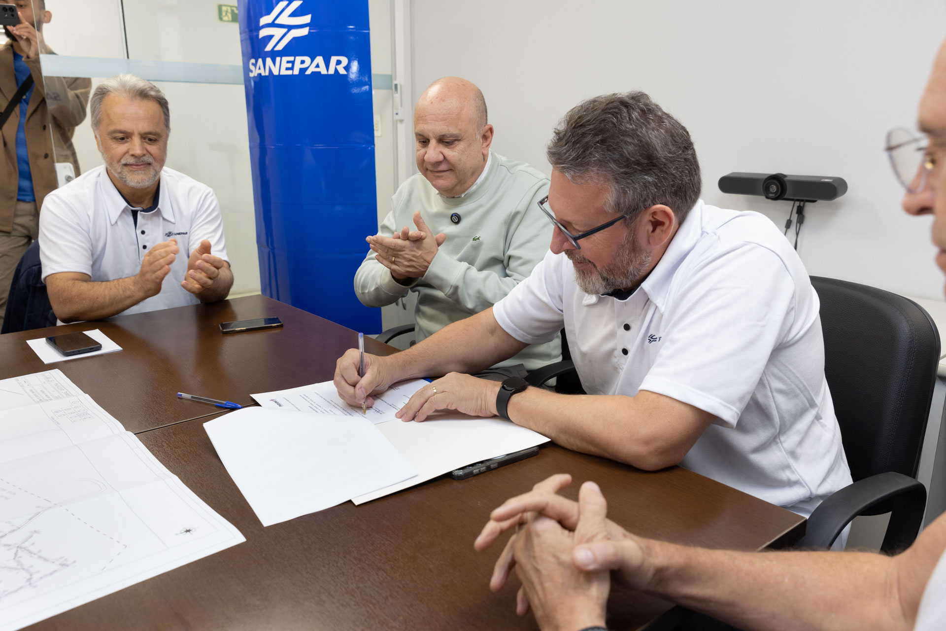 Sanepar e Prefeitura de Antonina assinam protocolo de intenções para saneamento básico 