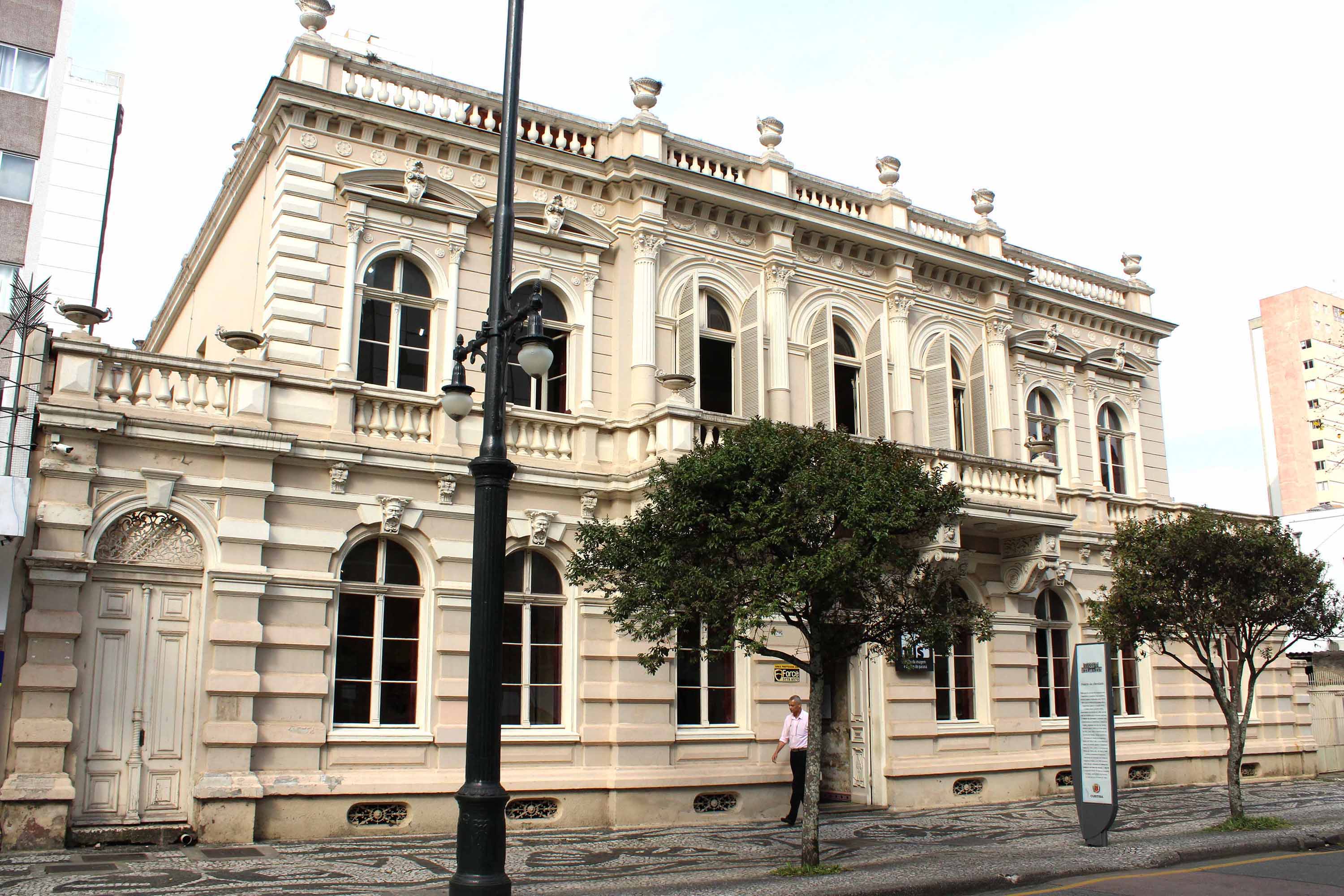  MIS-PR apresenta a exposição multissensorial 