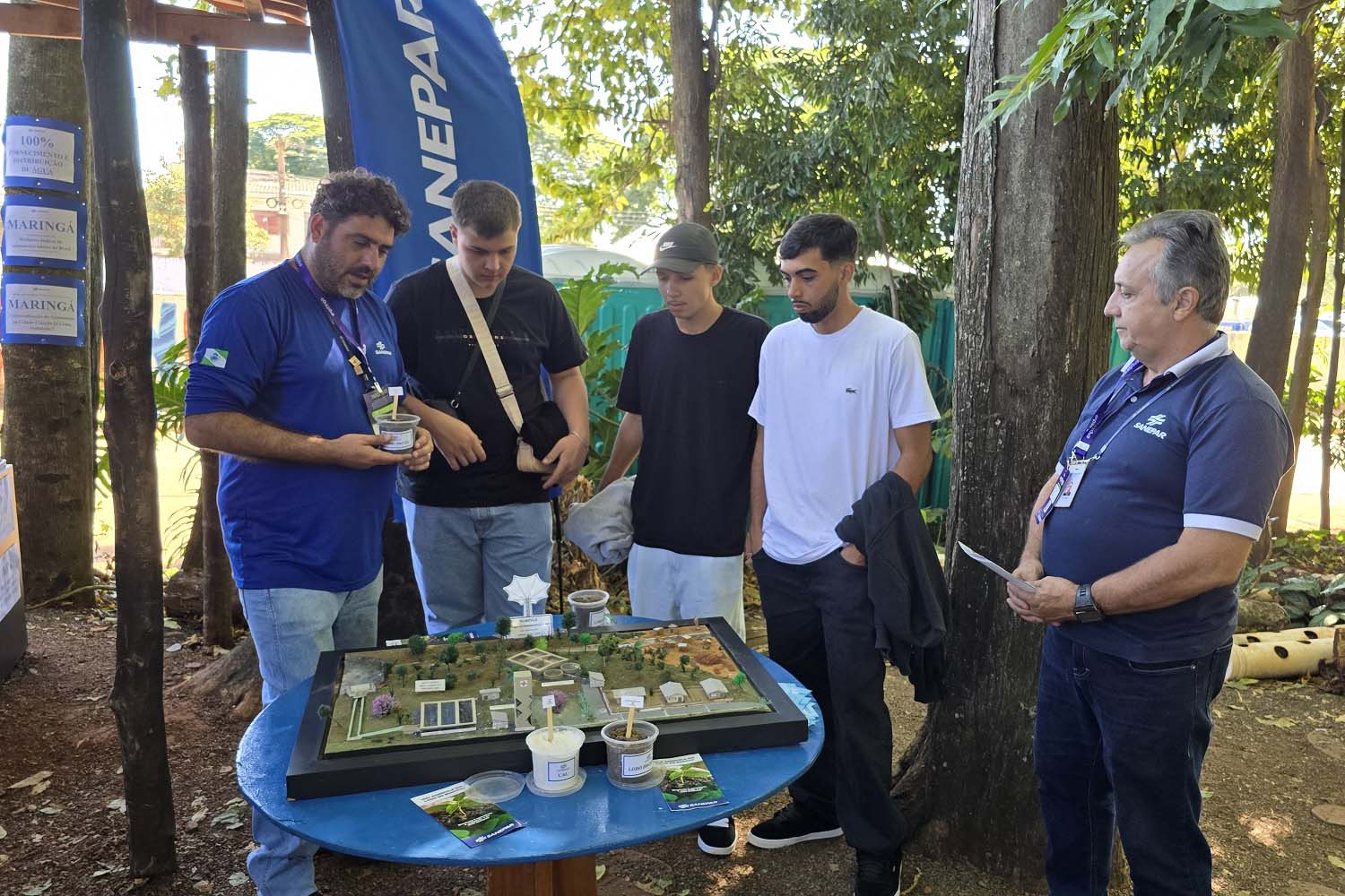 Lodo de Esgoto da Sanepar desperta interesse de visitantes da Expoingá