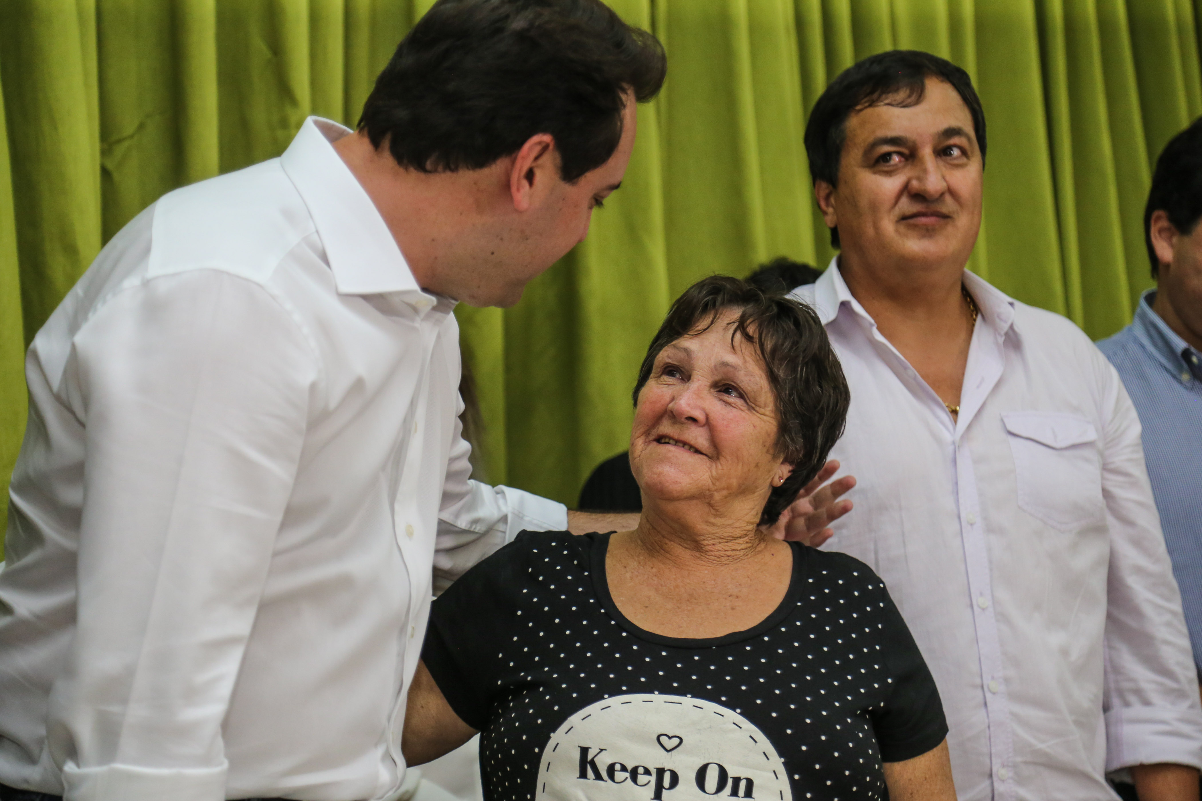 O governador Carlos Massa Ratinho Junior assina ordem de serviço para construção de Escola em Mauá da Serra nesta quarta-feira (10). Mauá da Serra, 10/04/2019 - Foto: Geraldo Bubniak/ANPr