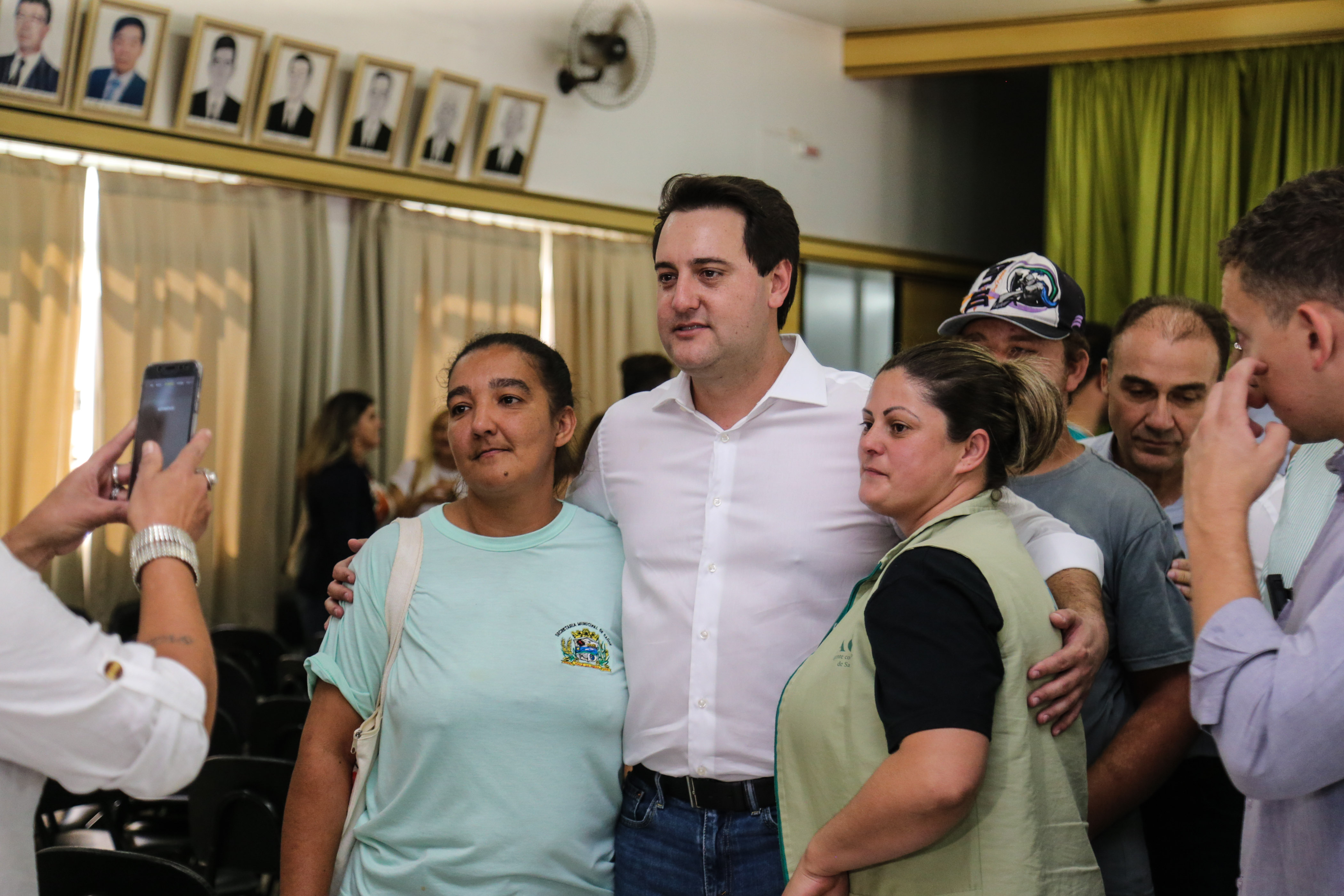O governador Carlos Massa Ratinho Junior assina ordem de serviço para construção de Escola em Mauá da Serra nesta quarta-feira (10). Londrina, 10/04/2019 - Foto: Geraldo Bubniak/ANPr