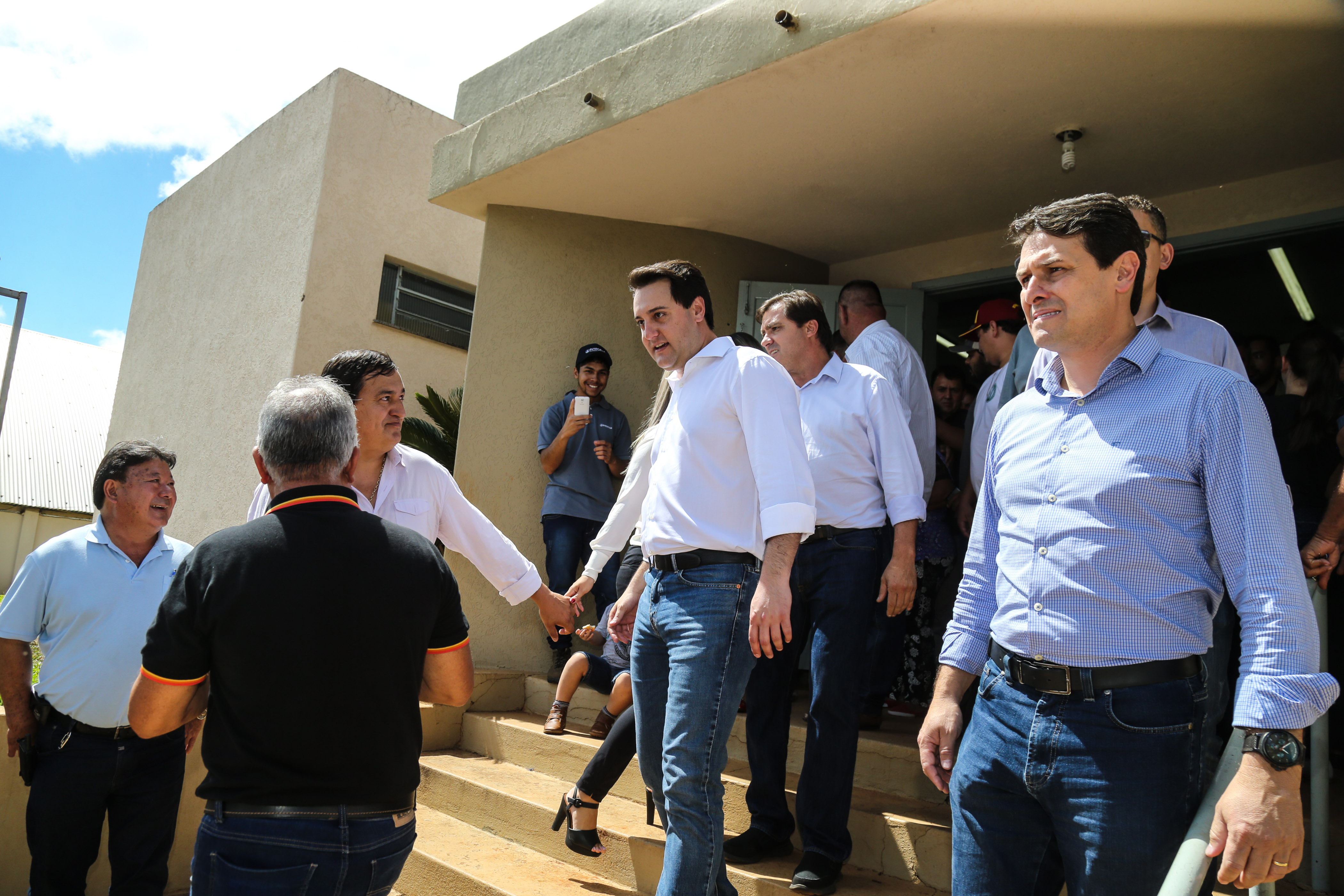 O governador Carlos Massa Ratinho Junior assina ordem de serviço para construção de Escola em Mauá da Serra nesta quarta-feira (10). Londrina, 10/04/2019 - Foto: Geraldo Bubniak/ANPr