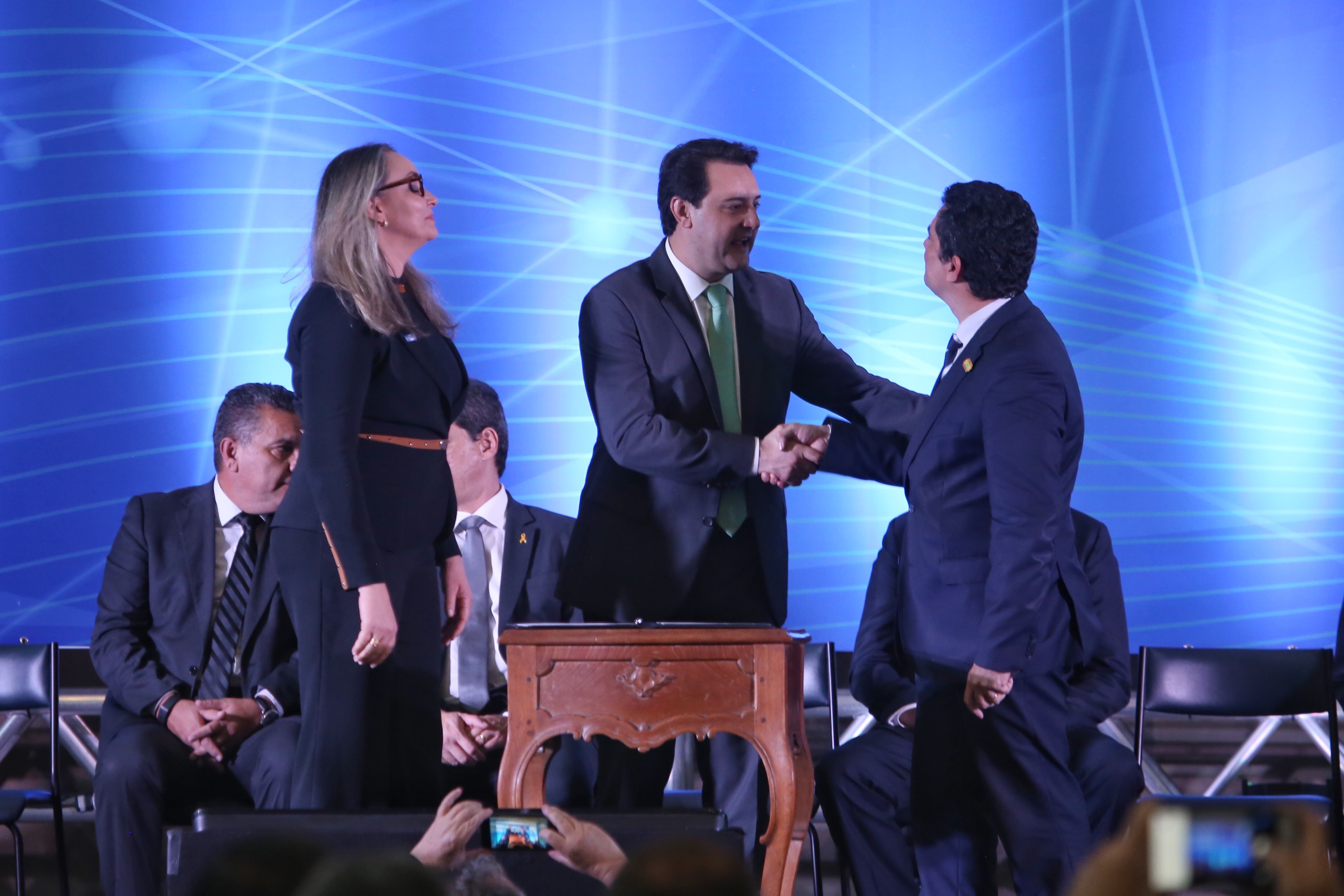 O governador Carlos Massa Ratinho Junior destacou nesta sexta-feira (10) que as forças de segurança do Paraná conseguiram reduzir em 32% o número de homicídios nos primeiros 120 dias deste ano, na comparação com o mesmo quadrimestre do ano passado
