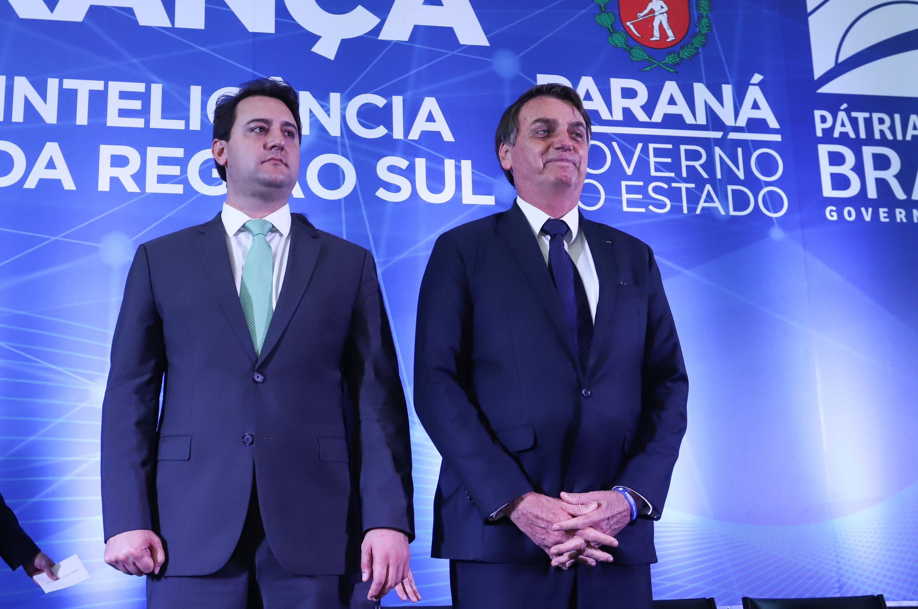 O governador Carlos Massa Ratinho Junior destacou nesta sexta-feira (10) que as forças de segurança do Paraná conseguiram reduzir em 32% o número de homicídios nos primeiros 120 dias deste ano, na comparação com o mesmo quadrimestre do ano passado