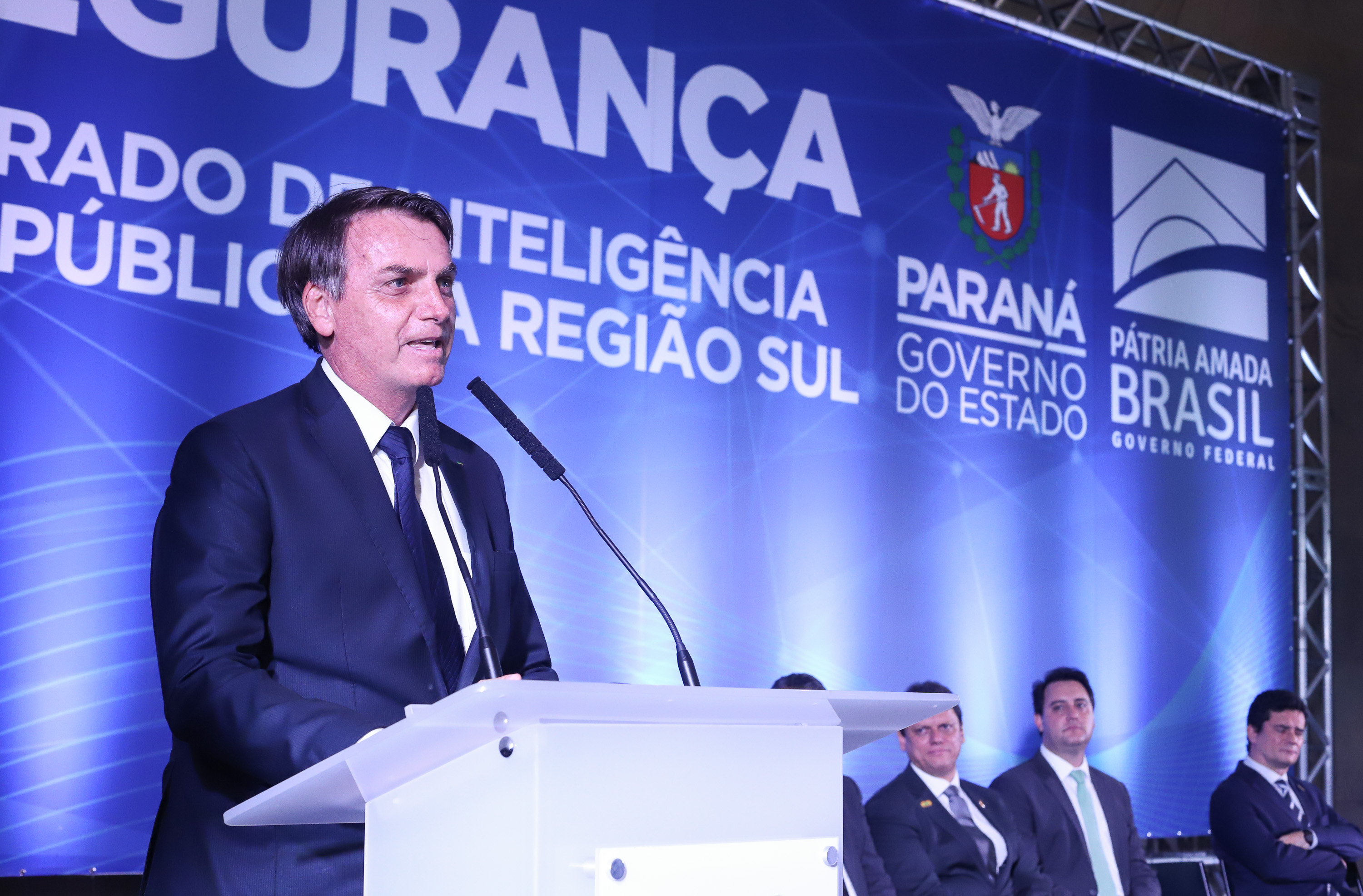 O governador Carlos Massa Ratinho Junior destacou nesta sexta-feira (10) que as forças de segurança do Paraná conseguiram reduzir em 32% o número de homicídios nos primeiros 120 dias deste ano, na comparação com o mesmo quadrimestre do ano passado