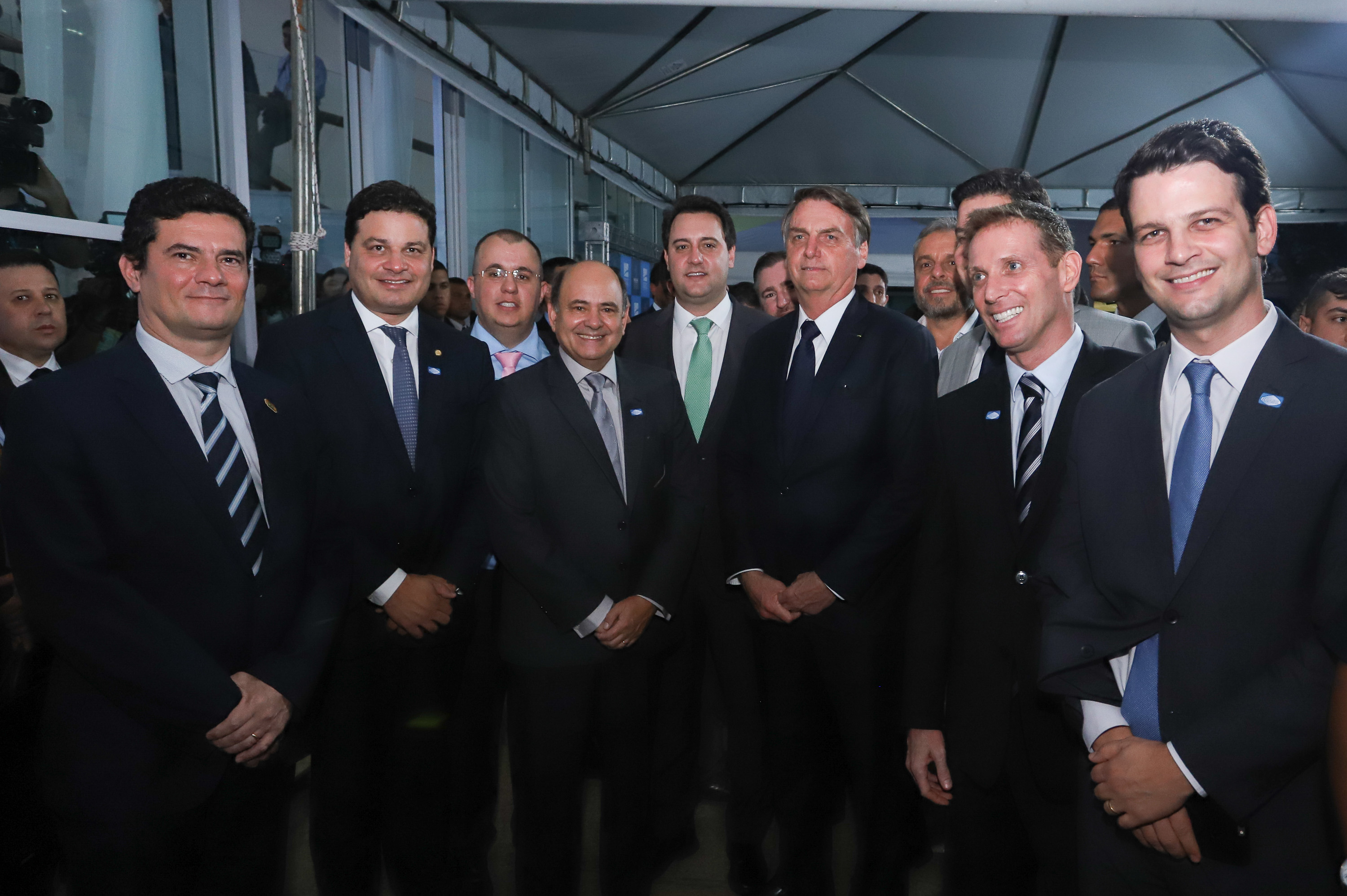 O governador Carlos Massa Ratinho Junior destacou nesta sexta-feira (10) que as forças de segurança do Paraná conseguiram reduzir em 32% o número de homicídios nos primeiros 120 dias deste ano, na comparação com o mesmo quadrimestre do ano passado