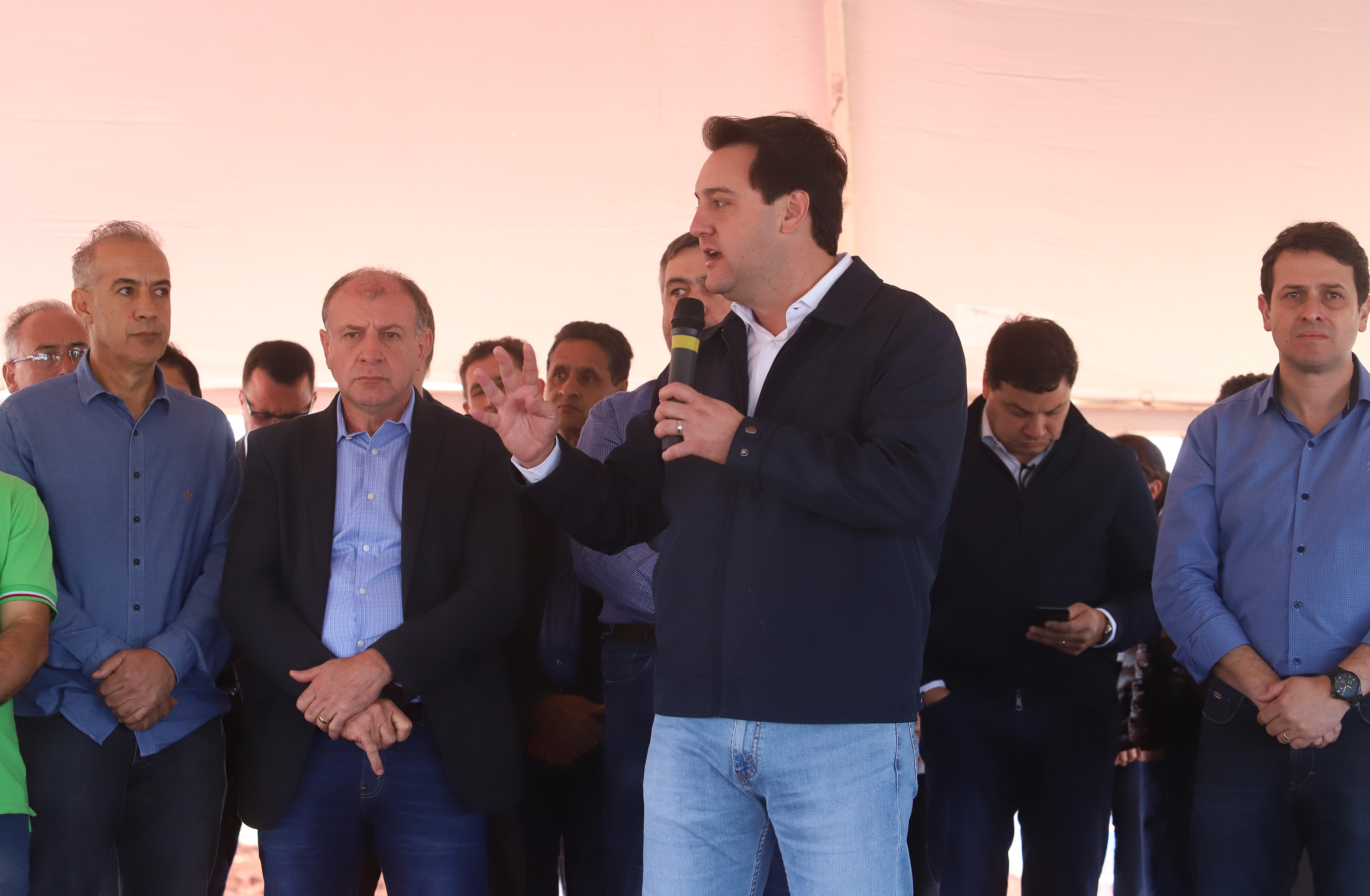 O município de Apucarana, no Vale do Ivaí, Norte do Paraná, vai investir R$ 3,07 milhões na pavimentação da Rua Cristiano Kussmaul, no Jardim Interlagos