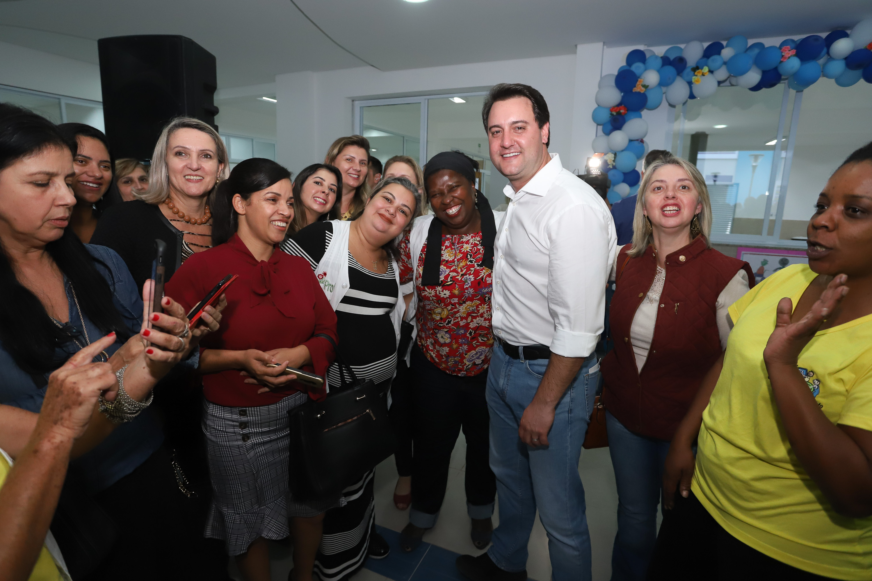 O governador Carlos Massa Ratinho Junior também inaugurou nesta quinta-feira (16) o CMEI José Prestes Neto, no Jardim Alvorada, em Maringá. O prédio de 3 mil metros quadrados tem capacidade para até 500 alunos do berçário ao 5° ano.Foto Rodrigo Felix Leal/ANPr