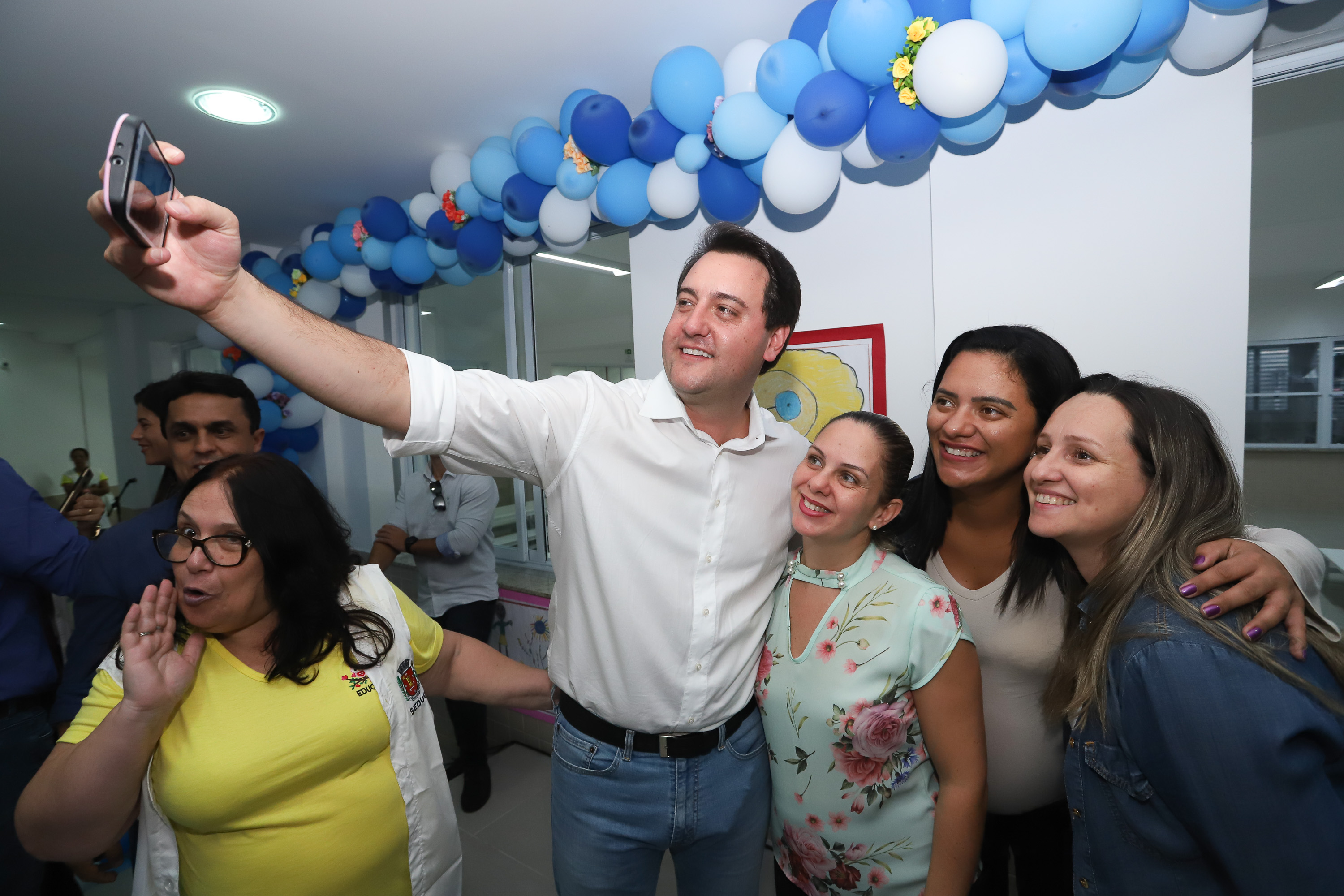 O governador Carlos Massa Ratinho Junior também inaugurou nesta quinta-feira (16) o CMEI José Prestes Neto, no Jardim Alvorada, em Maringá. O prédio de 3 mil metros quadrados tem capacidade para até 500 alunos do berçário ao 5° ano.Foto Rodrigo Felix Leal/ANPr