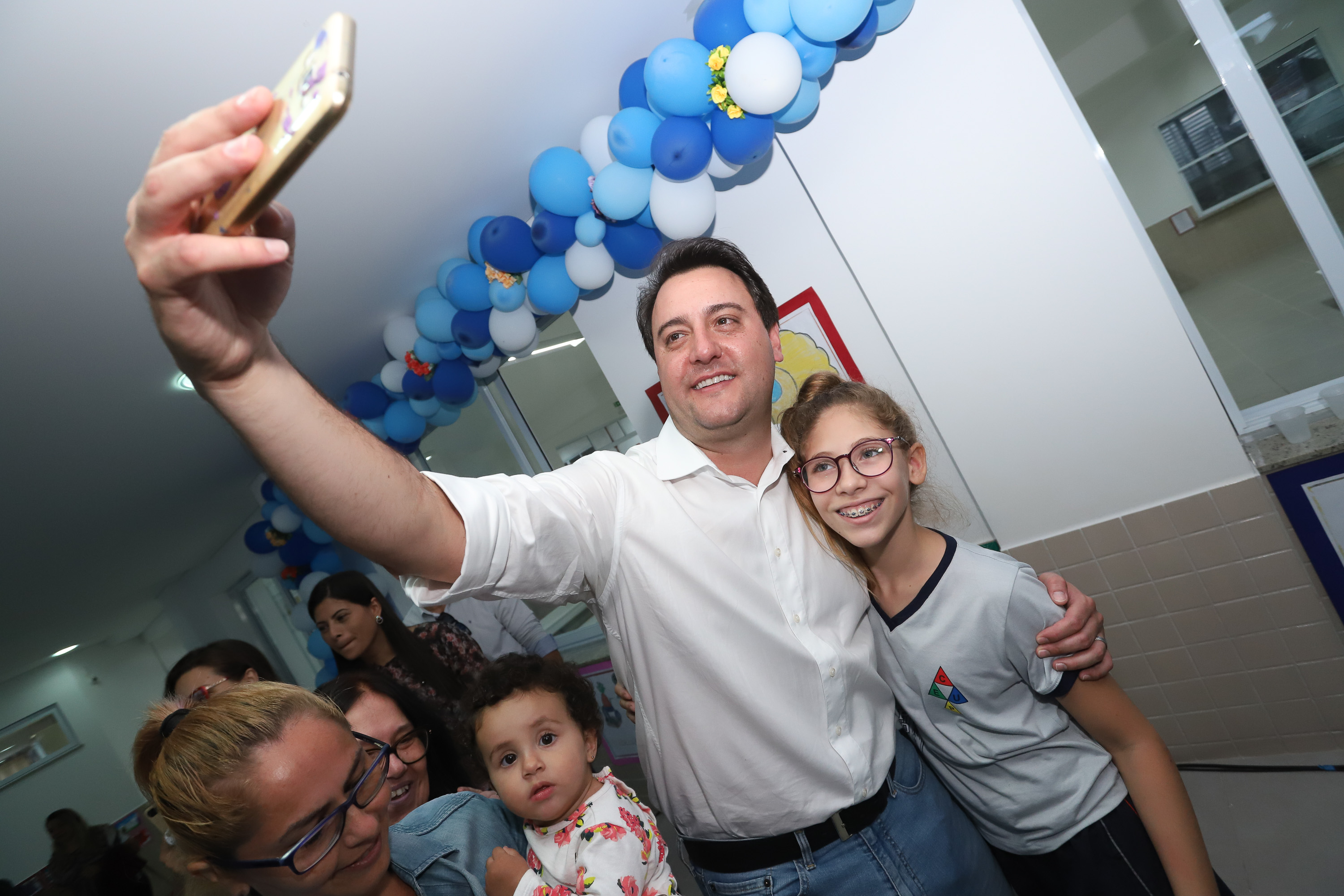 O governador Carlos Massa Ratinho Junior também inaugurou nesta quinta-feira (16) o CMEI José Prestes Neto, no Jardim Alvorada, em Maringá. O prédio de 3 mil metros quadrados tem capacidade para até 500 alunos do berçário ao 5° ano.Foto Rodrigo Felix Leal/ANPr