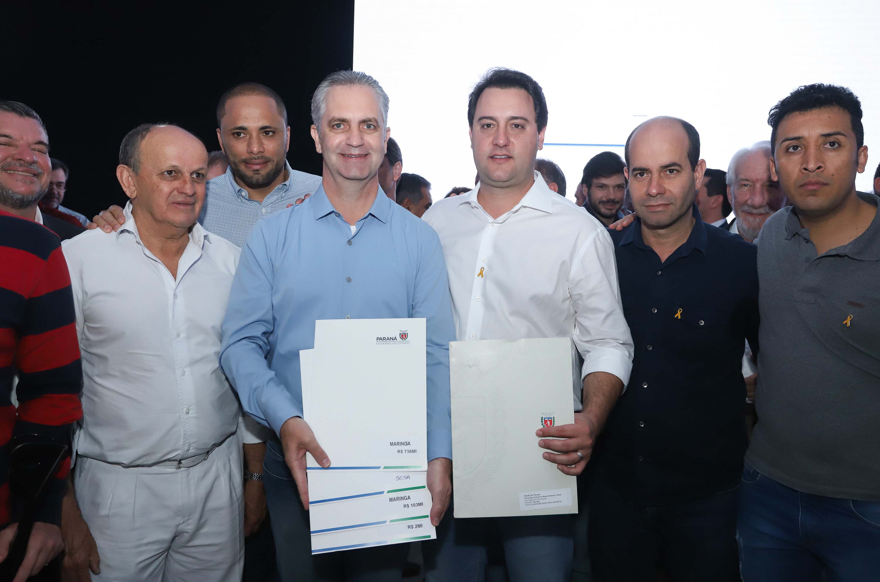 O Governo do Paraná concluiu nesta sexta-feira (17) a agenda em Maringá com a confirmação de R$ 41 milhões para ações e investimentos em 40 municípios da região Noroeste. O governador Carlos Massa Ratinho Junior recebeu prefeitos na 47ª Expoingá, no Parque Internacional de Exposições Francisco Feio Ribeiro. O encontro fez parte das ações em Maringá como sede administrativa do governo estadual. Foto: Rodrio Felix Leal/ANPr