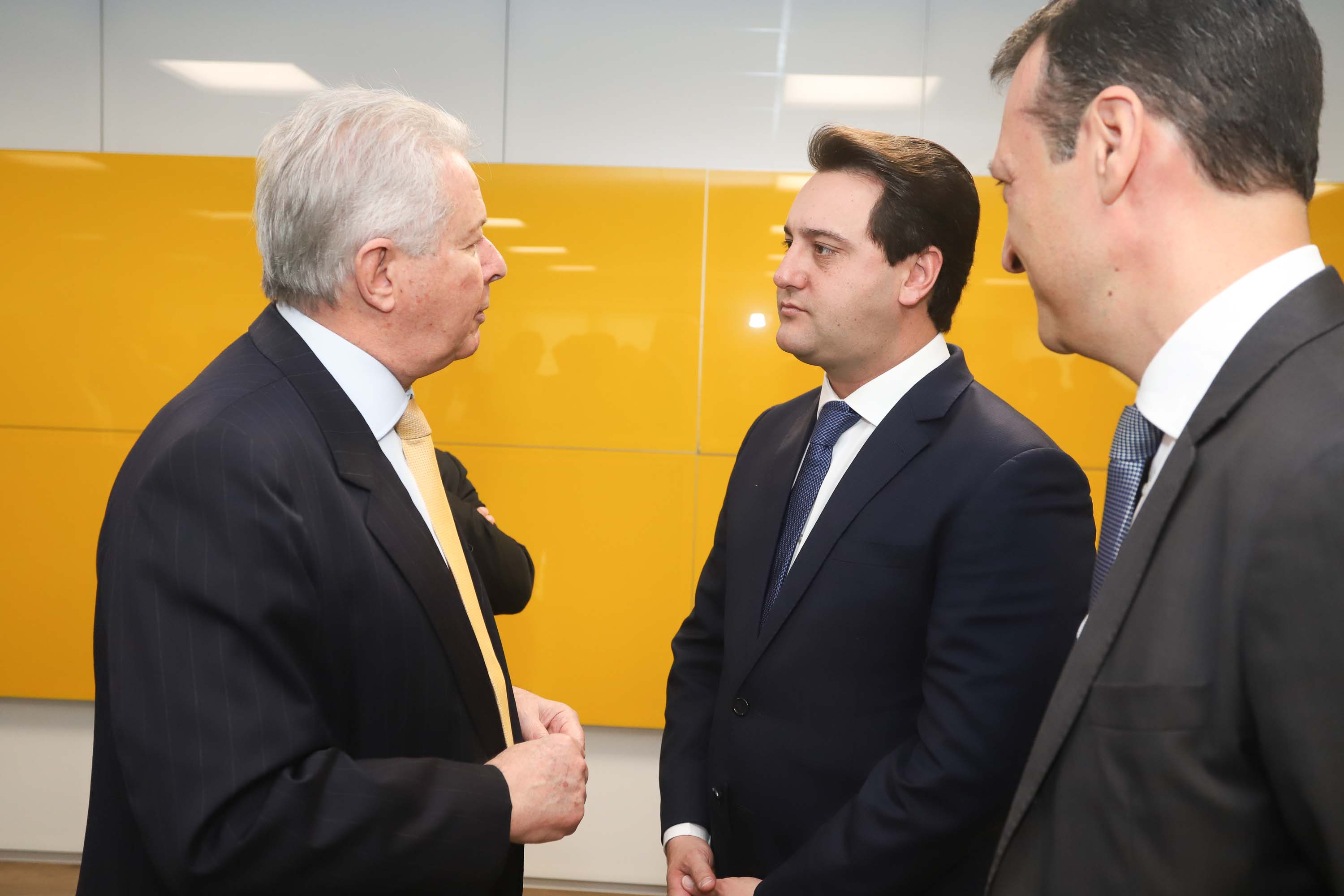 Programa de concessões na área da infraestrutura, projetos de parcerias público-privadas e um ambiente propício para negócios tornam o Paraná o Estado atrativo para investidores. A avaliação é do governador Carlos Massa Ratinho Junior, que abriu nesta terça-feira (21) a segunda edição do Paraná Day.Foto: Rodrigo Felix Leal/ANPr