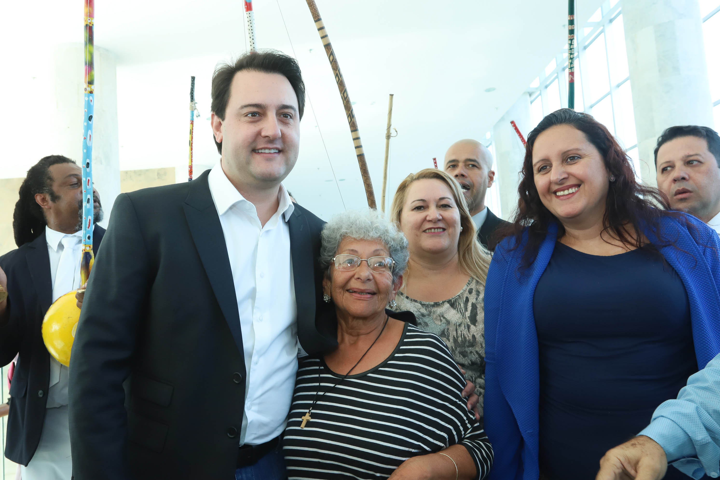 O governador Carlos Massa Ratinho Junior disse nesta quarta-feira (22), no lançamento oficial da Superintendência Geral de Diálogo e Interação Social (Sudis), que o Governo do Paraná está aberto ao diálogo e vai trabalhar diariamente para atender as demandas de todos os setores da sociedade, principalmente dos mais necessitados, em respeito ao compromisso com a construção de um Estado moderno e protetivo.Foto: Rodrigo Felix Leal/ANPr