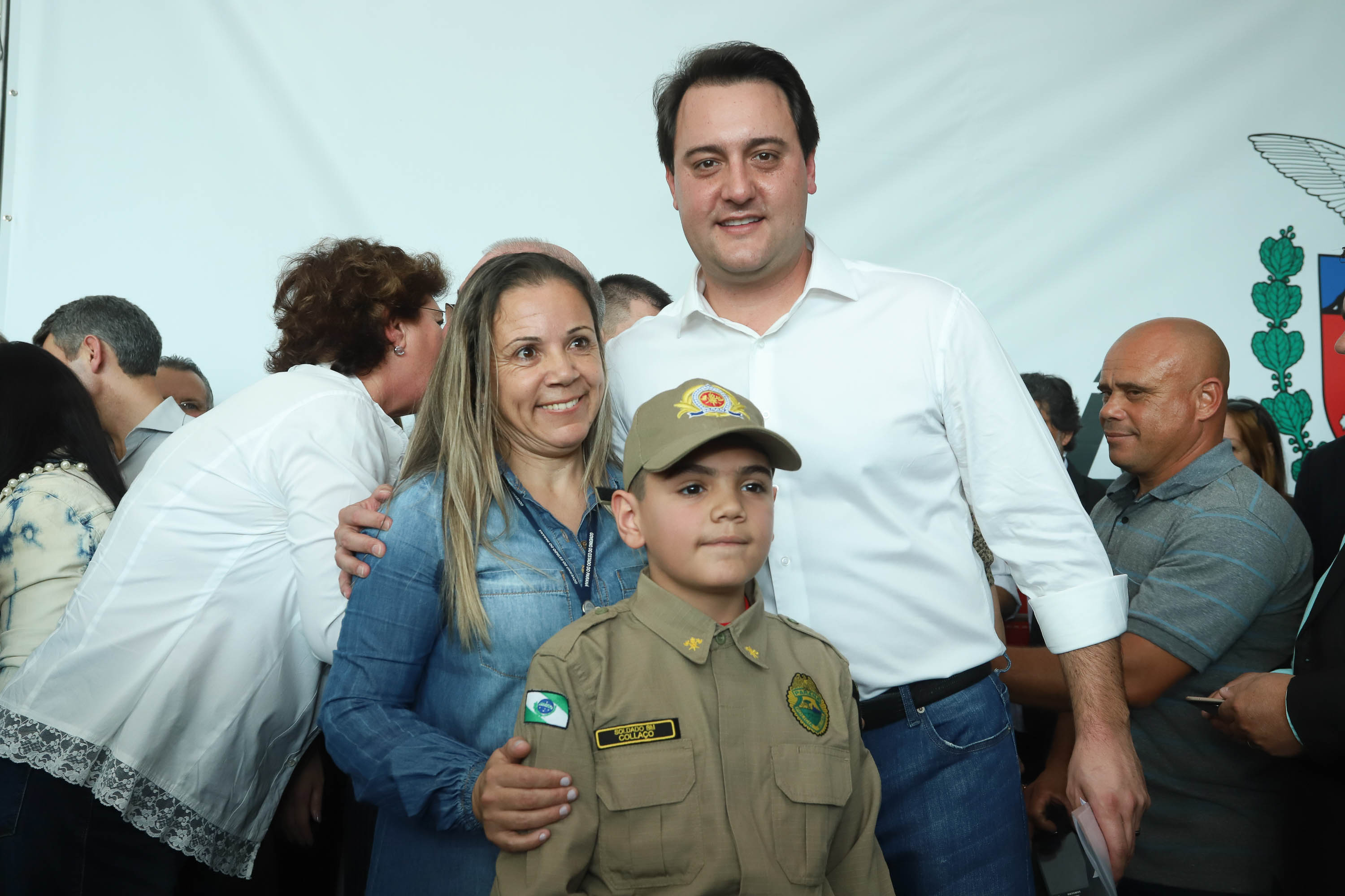 O governador Carlos Massa Ratinho Junior disse nesta quarta-feira (22), no lançamento oficial da Superintendência Geral de Diálogo e Interação Social (Sudis), que o Governo do Paraná está aberto ao diálogo e vai trabalhar diariamente para atender as demandas de todos os setores da sociedade, principalmente dos mais necessitados, em respeito ao compromisso com a construção de um Estado moderno e protetivo.Foto: Rodrigo Felix Leal/ANPr