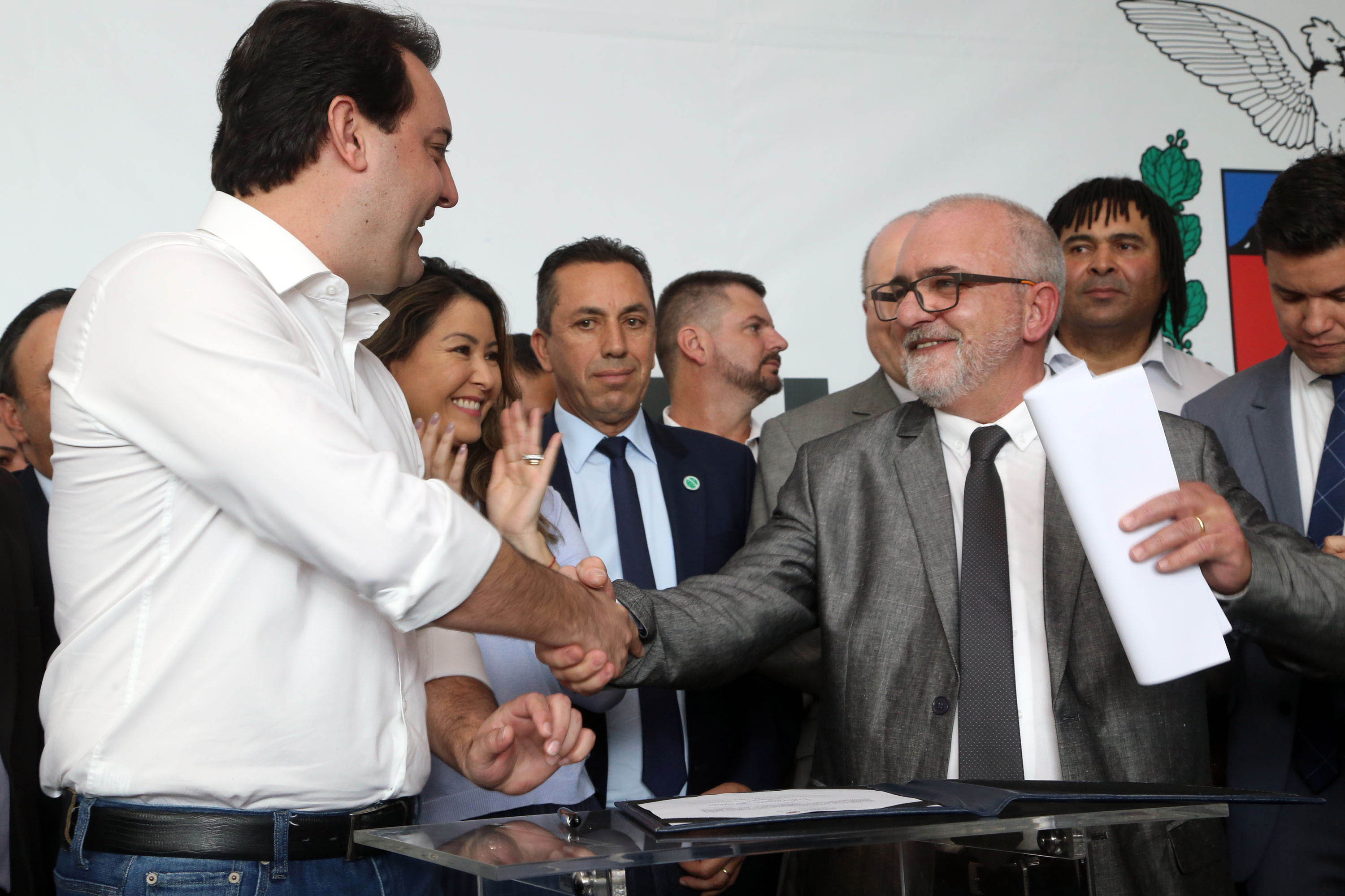 O governador Carlos Massa Ratinho Junior disse nesta quarta-feira (22), no lançamento oficial da Superintendência Geral de Diálogo e Interação Social (Sudis), que o Governo do Paraná está aberto ao diálogo e vai trabalhar diariamente para atender as demandas de todos os setores da sociedade, principalmente dos mais necessitados, em respeito ao compromisso com a construção de um Estado moderno e protetivo.Foto: Gilson Abreu/ANPr