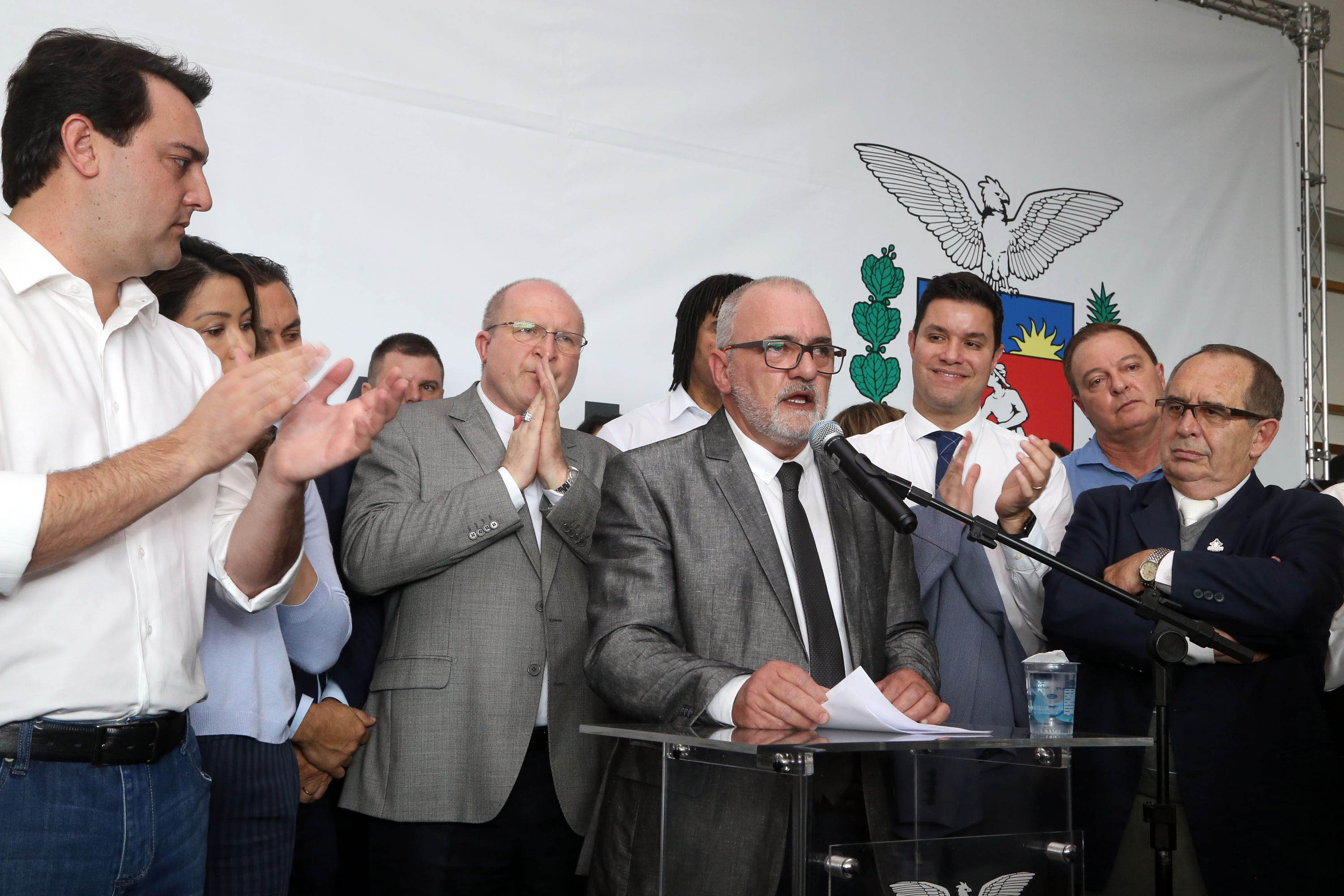 O governador Carlos Massa Ratinho Junior disse nesta quarta-feira (22), no lançamento oficial da Superintendência Geral de Diálogo e Interação Social (Sudis), que o Governo do Paraná está aberto ao diálogo e vai trabalhar diariamente para atender as demandas de todos os setores da sociedade, principalmente dos mais necessitados, em respeito ao compromisso com a construção de um Estado moderno e protetivo.Foto: Gilson Abreu/ANPr