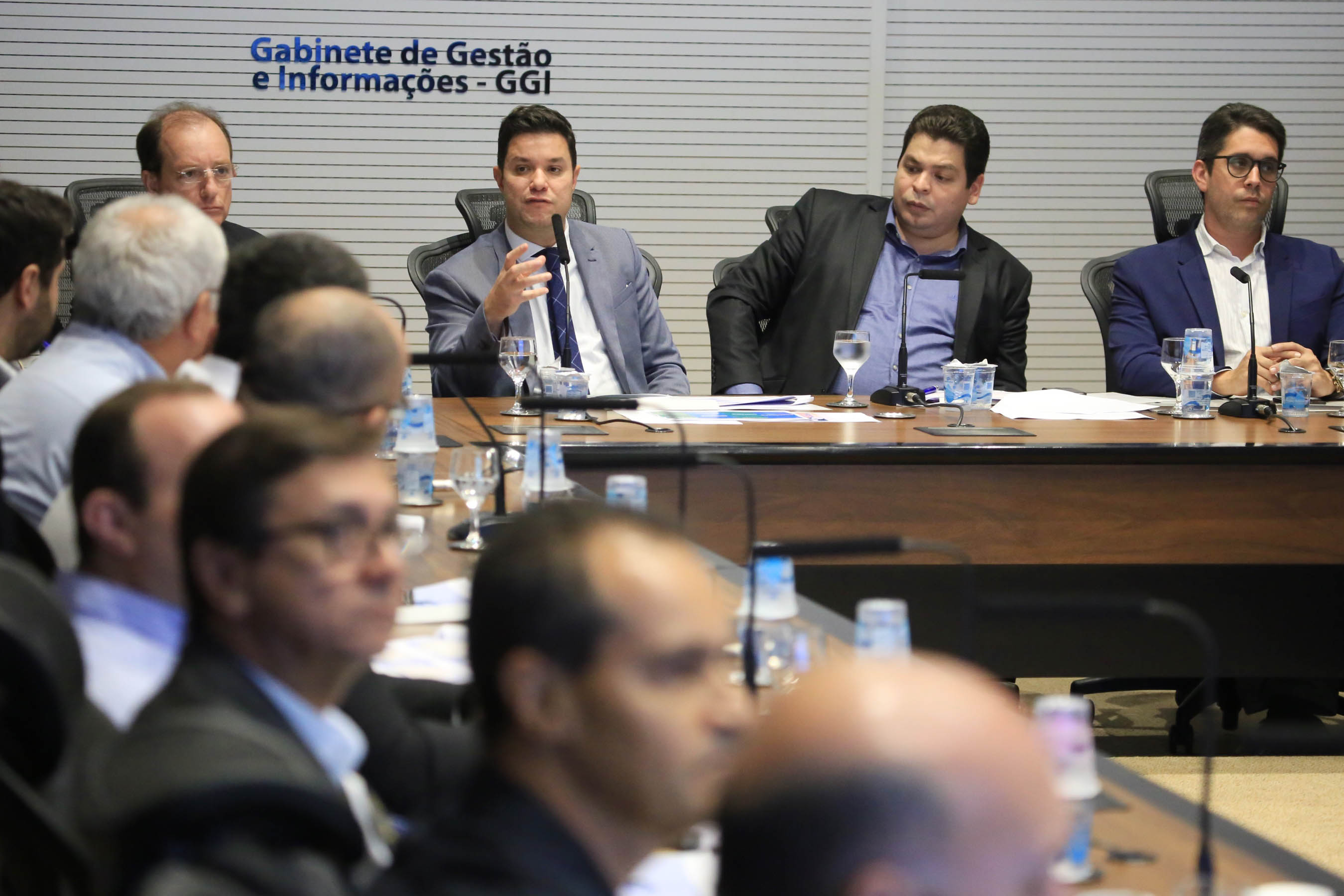 Chefes de 42 núcleos regionais do Governo do Estado das cidades de Londrina, Cornélio Procópio e Jacarezinho participaram nesta quarta-feira (22) de uma reunião com o governador Carlos Massa Ratinho Junior no Palácio Iguaçu, em Curitiba
